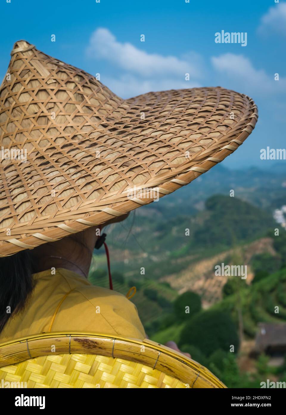 Chinese straw hats immagini e fotografie stock ad alta risoluzione - Alamy