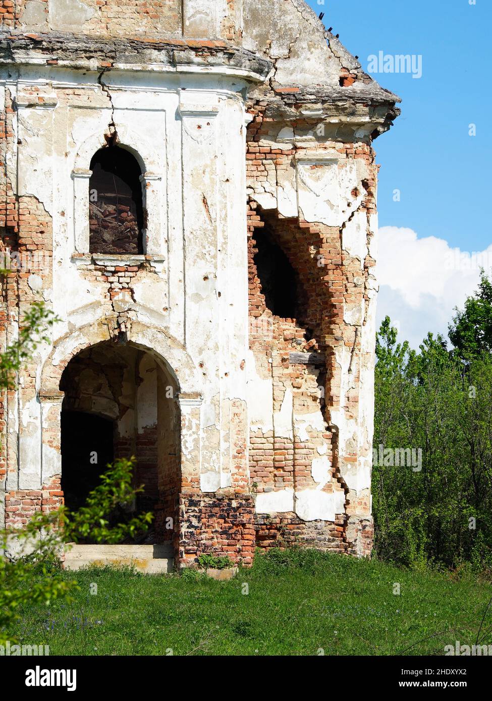 Una chiesa in Croazia distrutta dalla guerra civile. Foto Stock