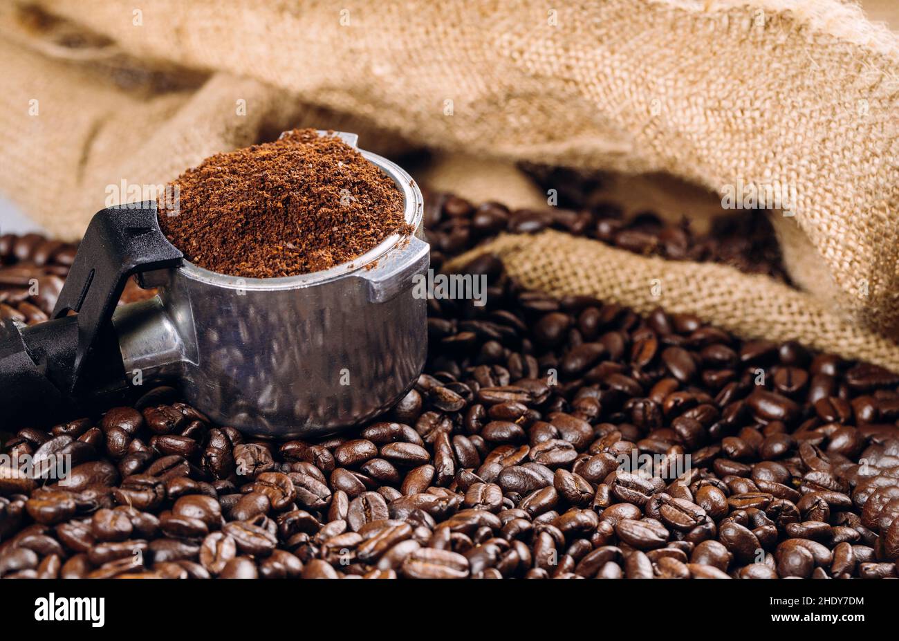 caffè, polvere di caffè, caffè macinato, caffè, polvere di caffè, caffè macinato Foto Stock