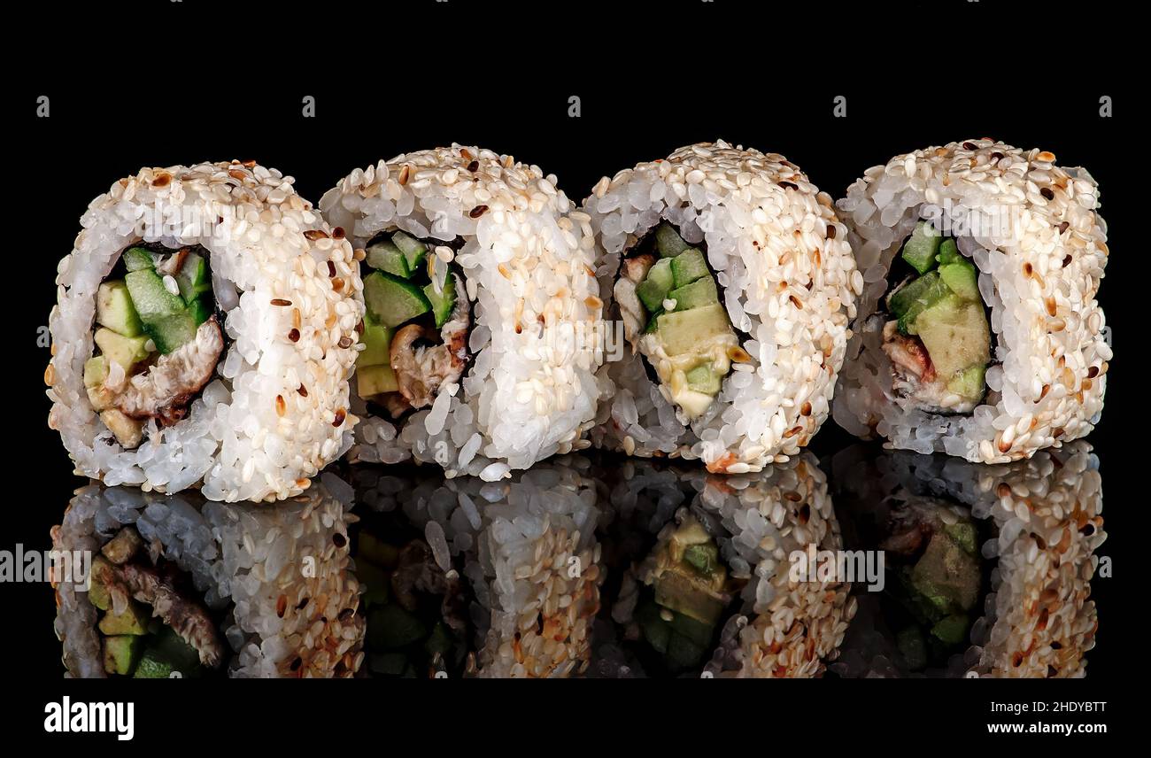 sushi, dentro fuori rotoli, sushi Foto Stock