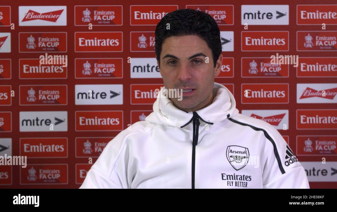 Screen grab tratto dalla conferenza multimediale virtuale con il manager dell'Arsenal Mikel Arteta. Data di emissione: Venerdì 7 gennaio 2022. Vedi la storia del PA SOCCER Arsenal Shirt. Il credito fotografico deve essere: Arsenal Media/filo PA. NOTA PER I REDATTORI: Questa foto di handout può essere utilizzata solo a scopo di rendicontazione editoriale per l'illustrazione contemporanea di eventi, cose o persone nell'immagine o fatti menzionati nella didascalia. Il riutilizzo dell'immagine potrebbe richiedere un'ulteriore autorizzazione da parte del titolare del copyright. Foto Stock