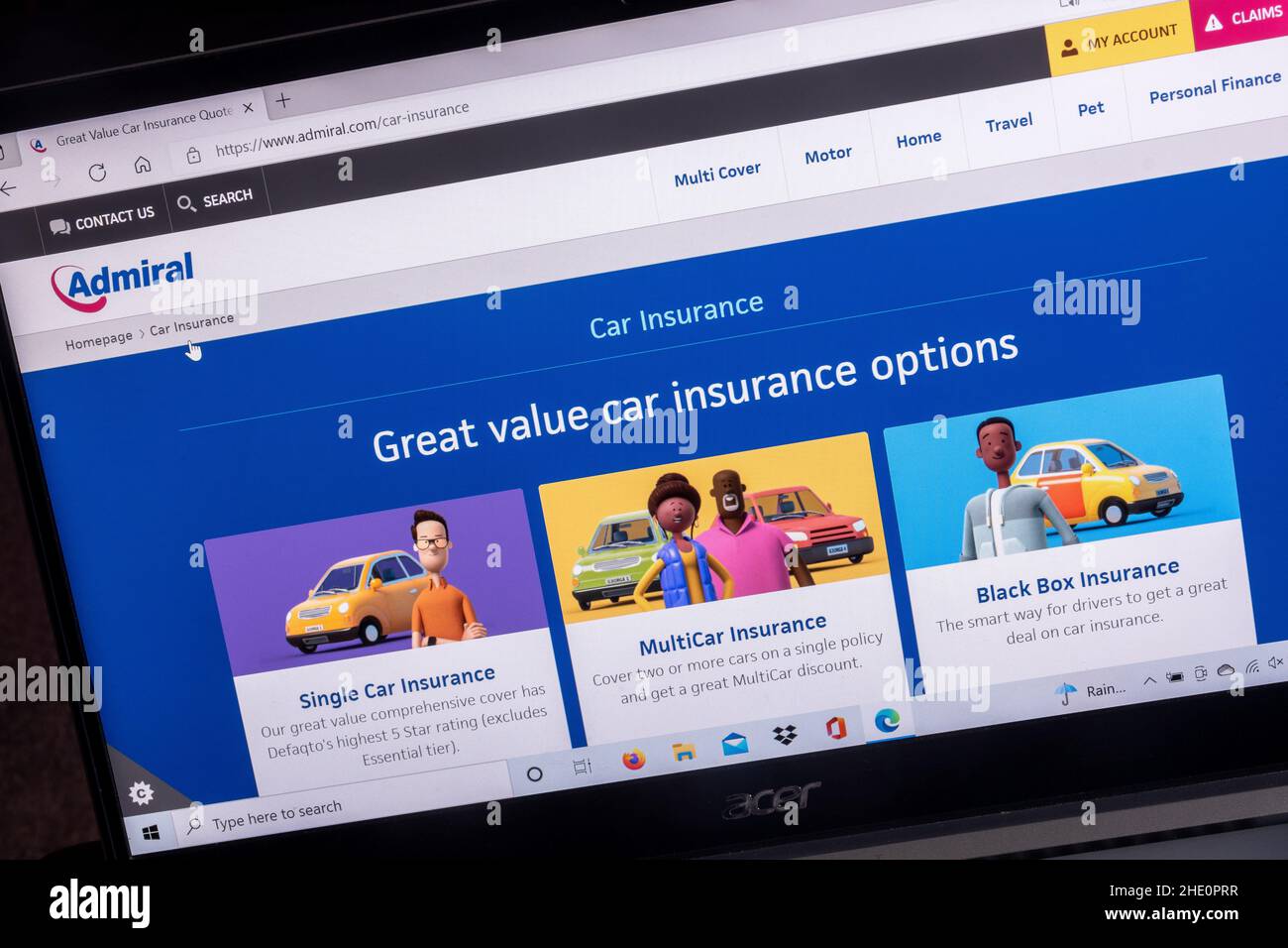 Admiral sito web di assicurazione su uno schermo di computer portatile. Assicurazione auto. Foto Stock
