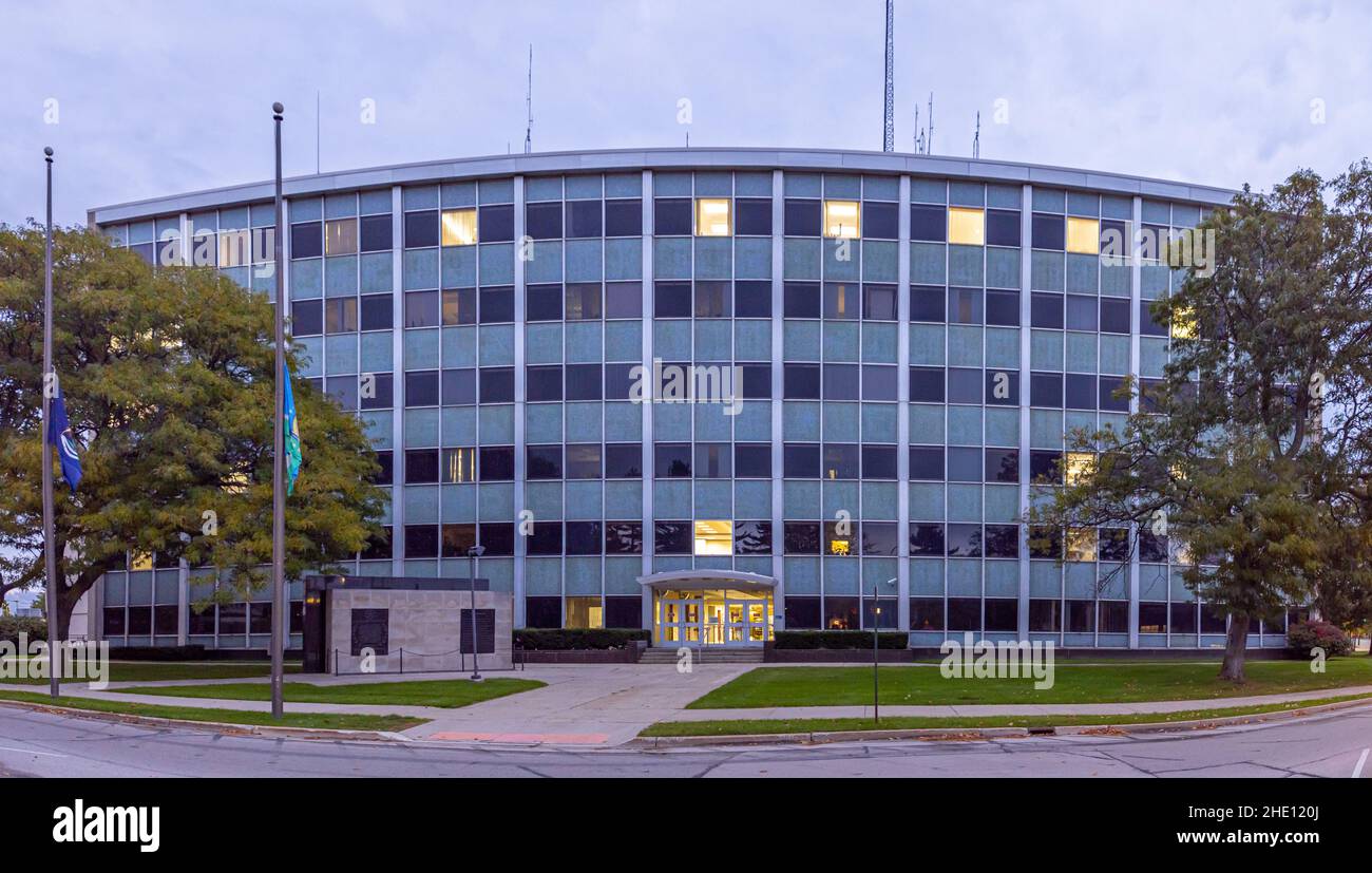 Muskegon, Michigan, Stati Uniti d'America - 21 ottobre 2021: L'edificio dell'amministrazione della contea di Muskegon Foto Stock