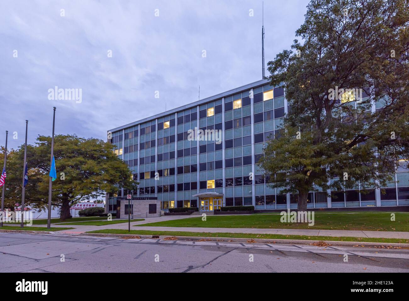 Muskegon, Michigan, Stati Uniti d'America - 21 ottobre 2021: L'edificio dell'amministrazione della contea di Muskegon Foto Stock