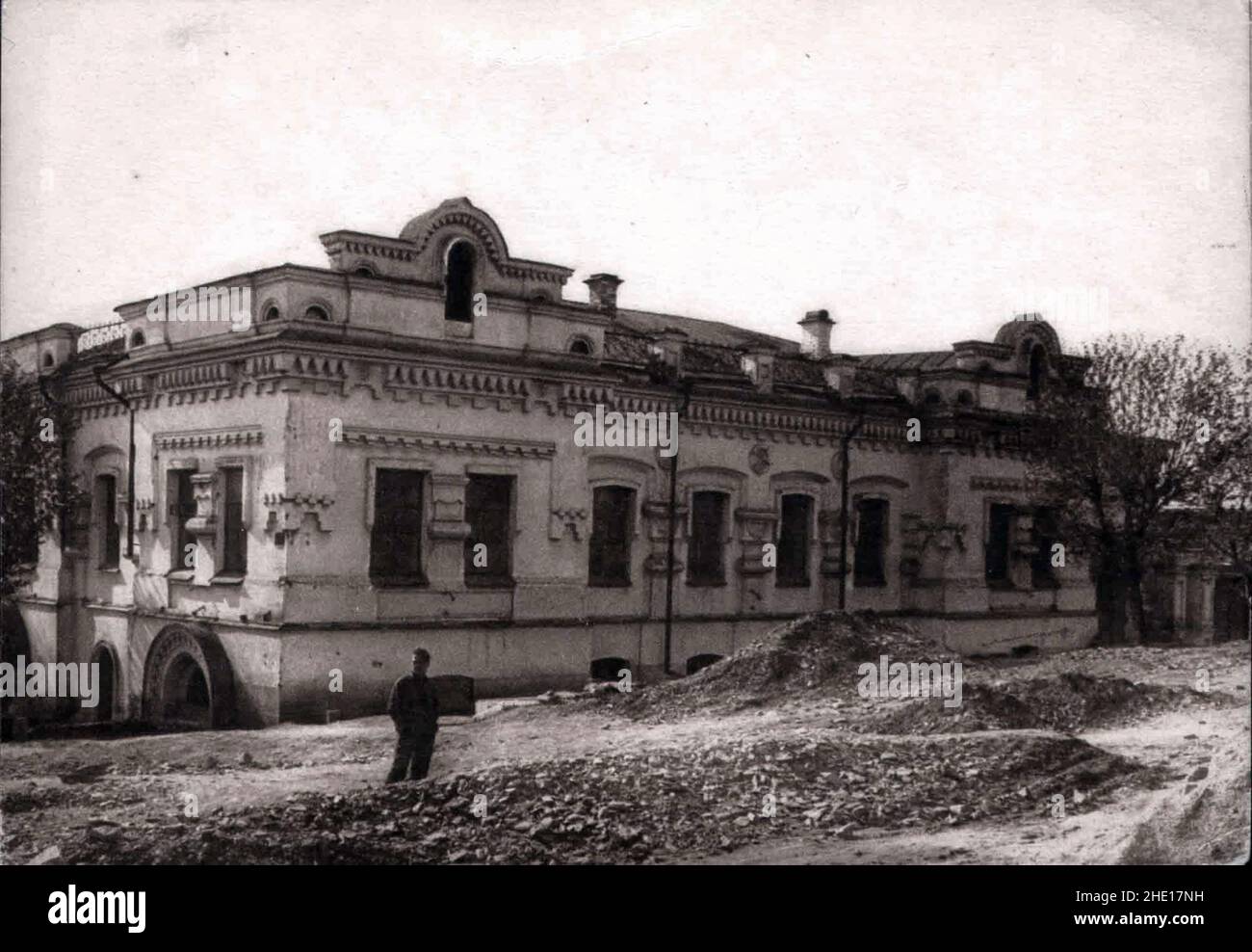 Una foto del 1928 della Casa di Ipatiev dove si tenne la famiglia Romanov prima della loro esecuzione nel luglio 1918. La casa fu lasciata vuota e divenne un fuoco di attenzione pro-royalty. Fu demolita nel 1977. Foto Stock