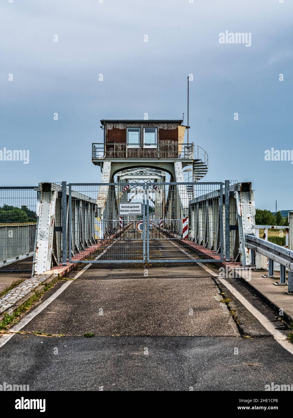 Vicino a Zingst, Meclemburgo-Pomerania occidentale, Germania - 13 giugno 2020: Vista sul vecchio Ponte di Meiningen Foto Stock