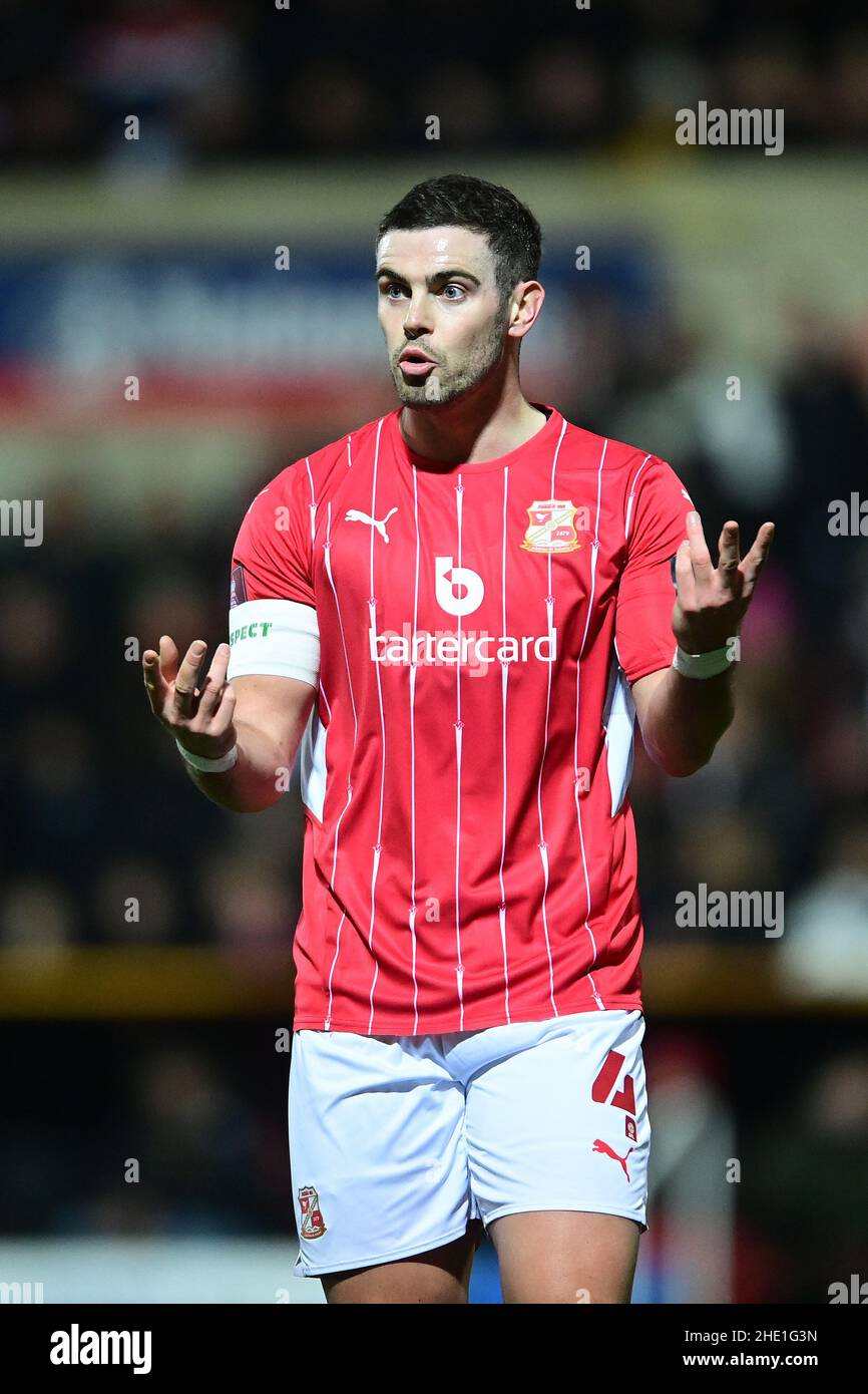 Swindon, Inghilterra, 7th gennaio 2022. Dion Conroy di Swindon Town durante la partita di Emirates fa Cup al County Ground di Swindon. Il credito d'immagine dovrebbe leggere: Ashley Crowden / Sportimage Credit: Sportimage/Alamy Live News Foto Stock