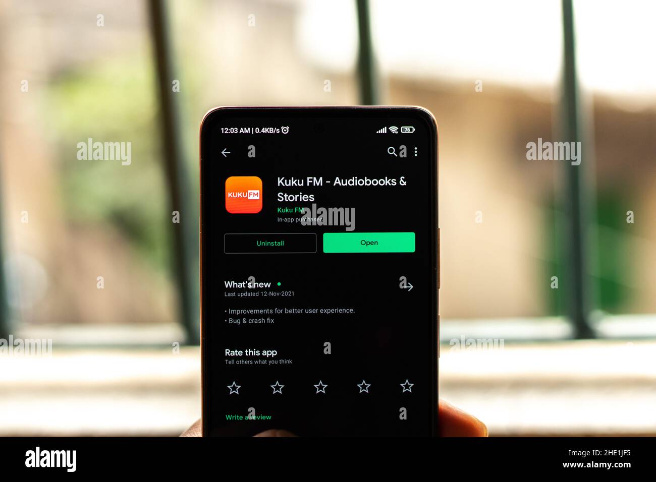 West Bangal, India - 15 dicembre 2021 : KUKU FM logo sullo schermo del telefono immagine stock. Foto Stock