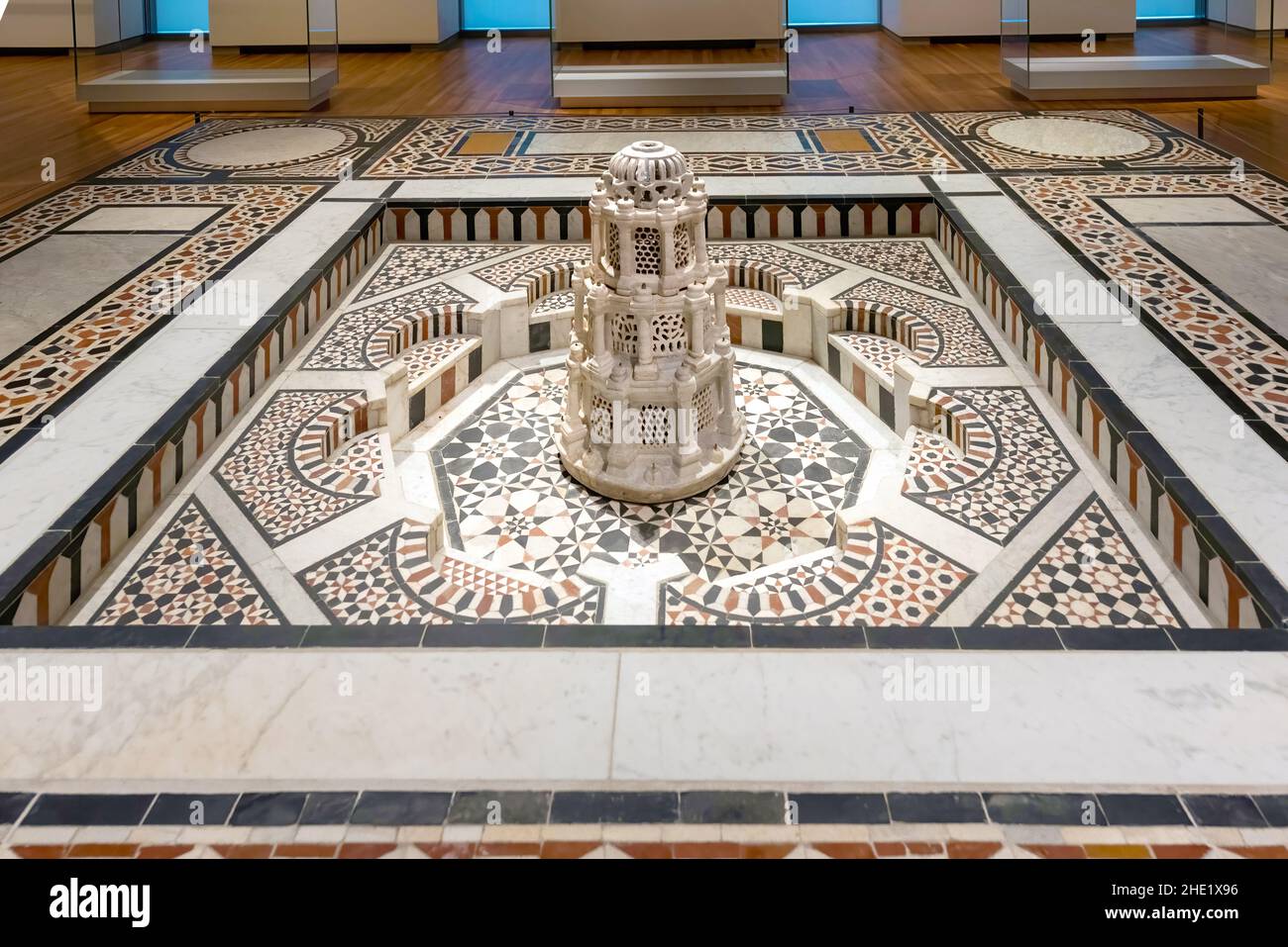Dettaglio della galleria principale. Il Museo Aga Khan è un museo di arte islamica, arte iraniana e cultura musulmana.Gen. 8, 2022 Foto Stock