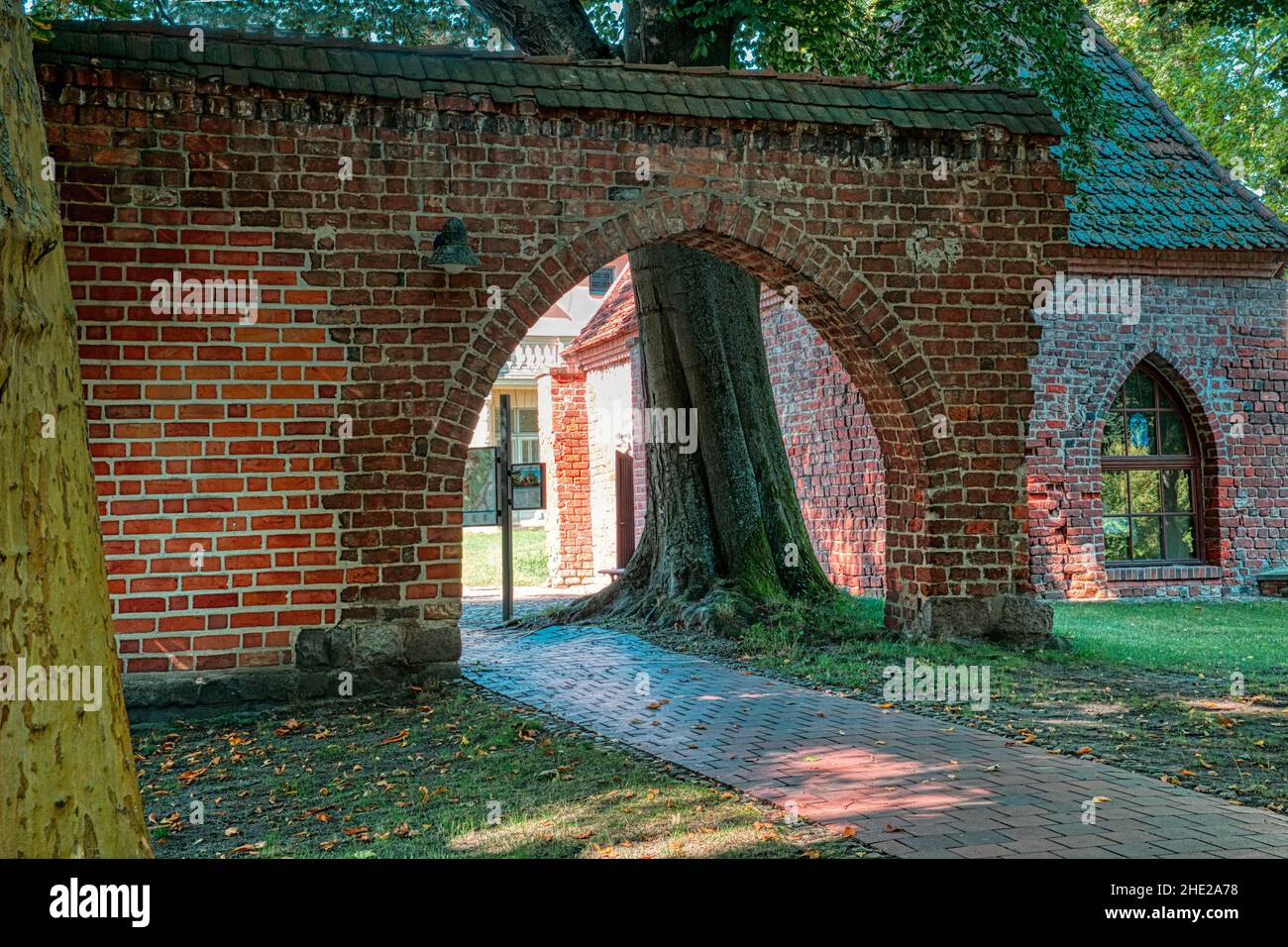Ex porta del monastero cistercense Lehnin, Brandeburgo, Germania Foto Stock