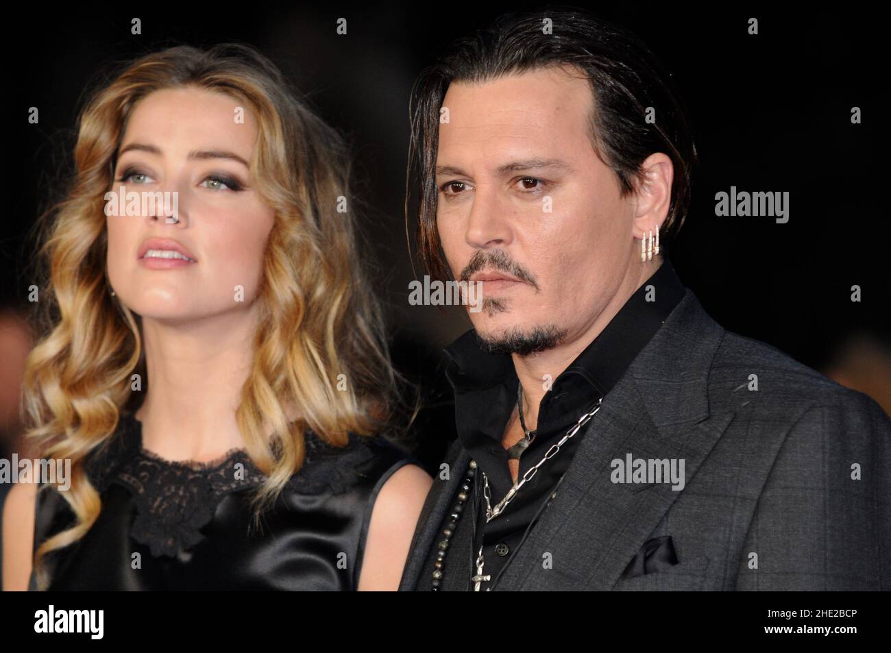 Johnny Depp e Amber Heard, ' Black Mass', BFI London Film Festival, Virgin Atlantic Gala, Odeon Leicester Square, Londra. REGNO UNITO Foto Stock