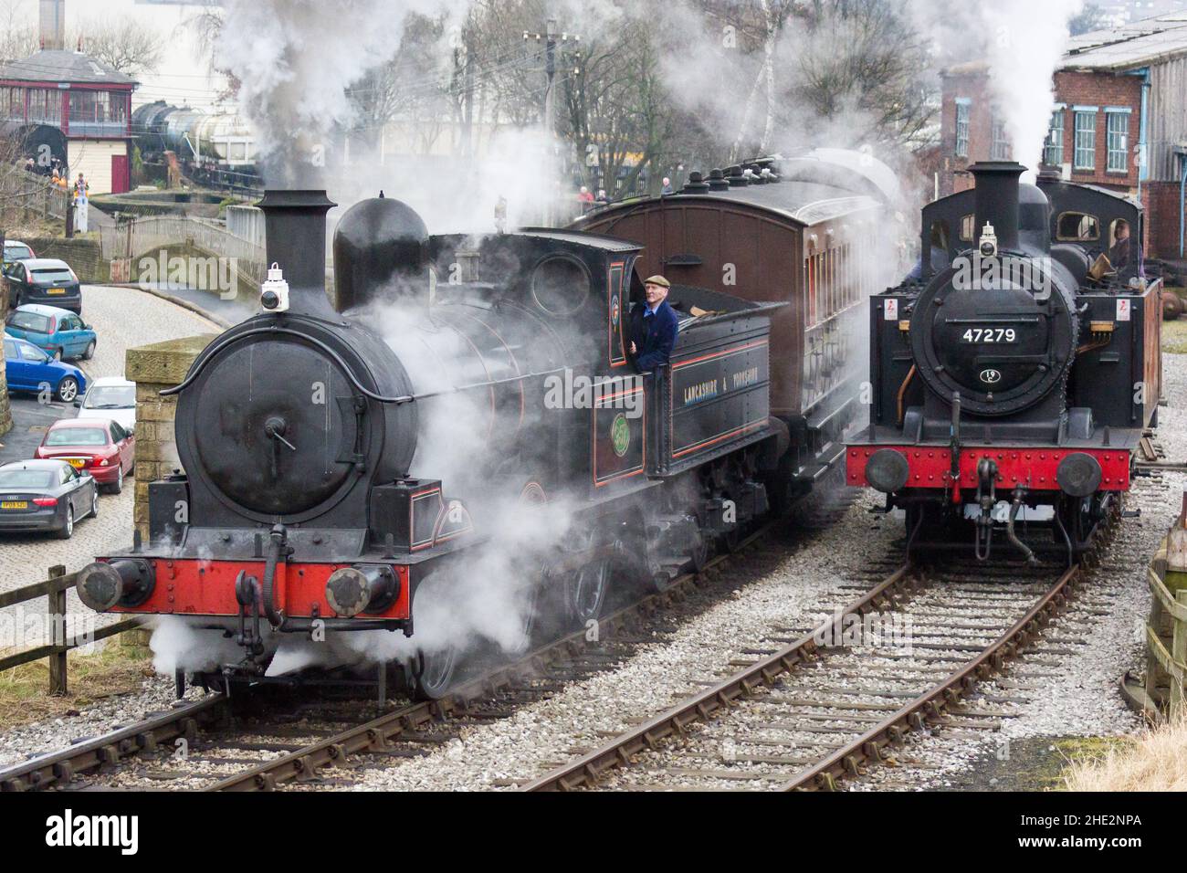 Un treno a vapore sulla ferrovia di Keighley e Worth Valley Foto Stock