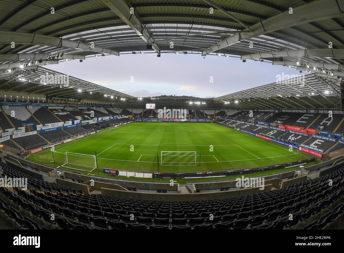 Swansea, Regno Unito. 08th Jan, 2022. Vista generale di Swansea.com, sede della città di Swansea - non sono ammessi sostenitori a causa delle restrizioni COVID Galles. A Swansea, Regno Unito il 1/8/2022. (Foto di Mike Jones/News Images/Sipa USA) Credit: Sipa USA/Alamy Live News Foto Stock