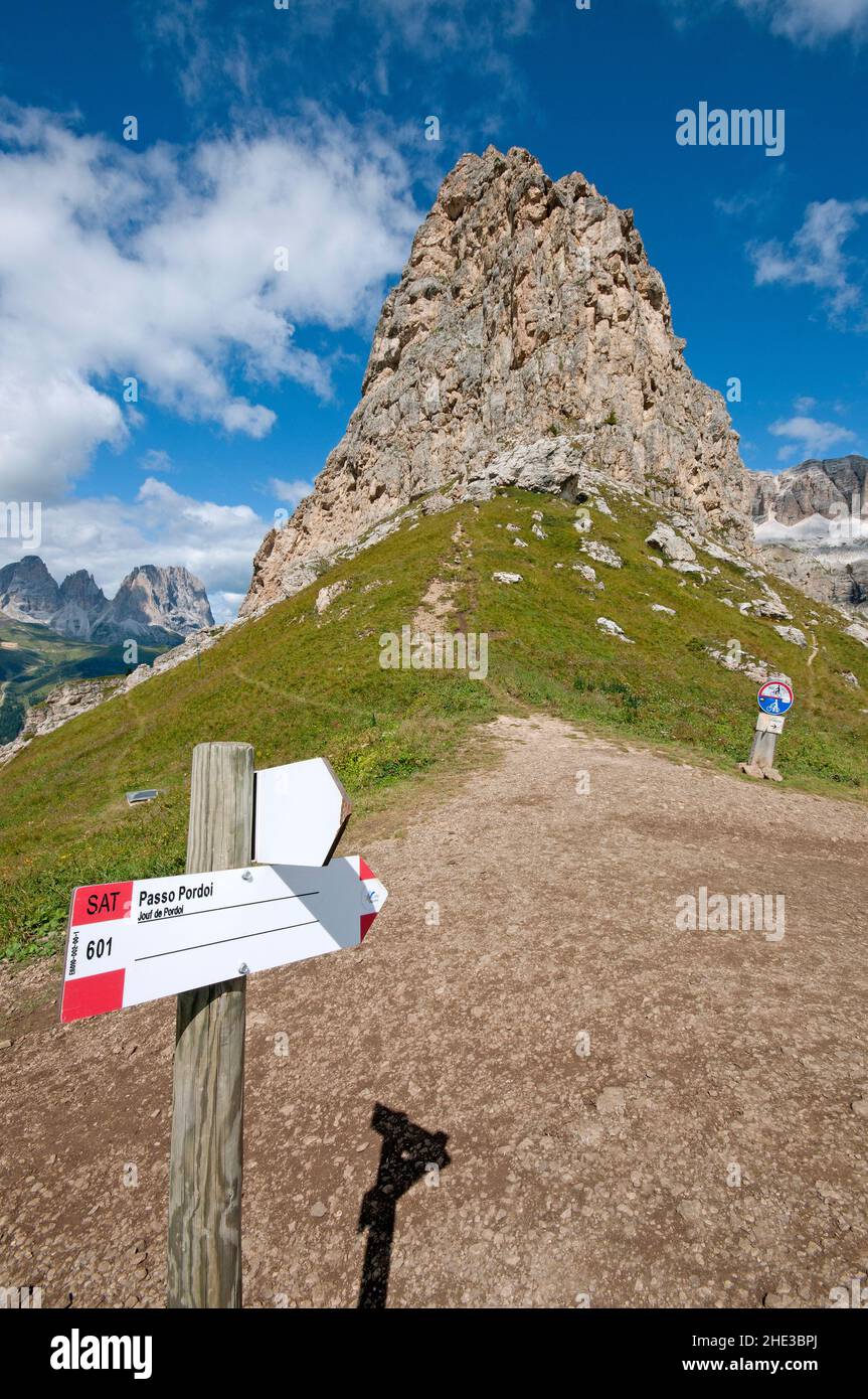 Sass Becè (2534 mt), Dolomiti, Val di Fassa, Trento, Trentino-Alto Adige, Italia Foto Stock