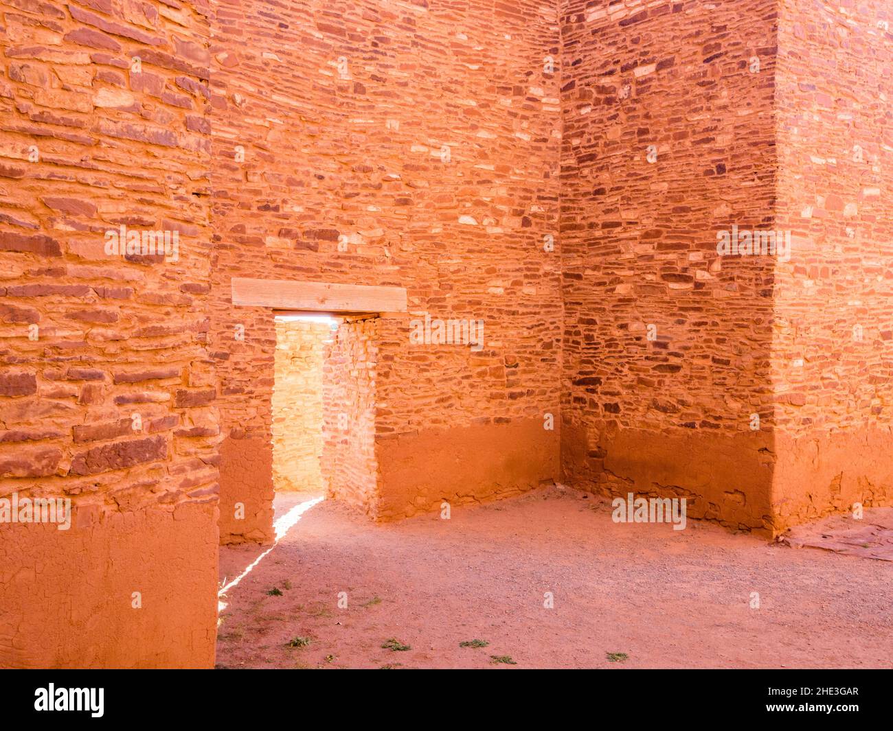 Resti della vecchia chiesa spagnola a Quarai sito nel Salinas Pueblo Missions National Monument vicino Mountainair, New Mexico. Foto Stock