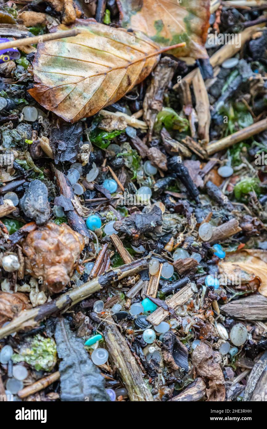Crisi di inquinamento plastico, danni ambientali alla riserva naturale britannica Foto Stock
