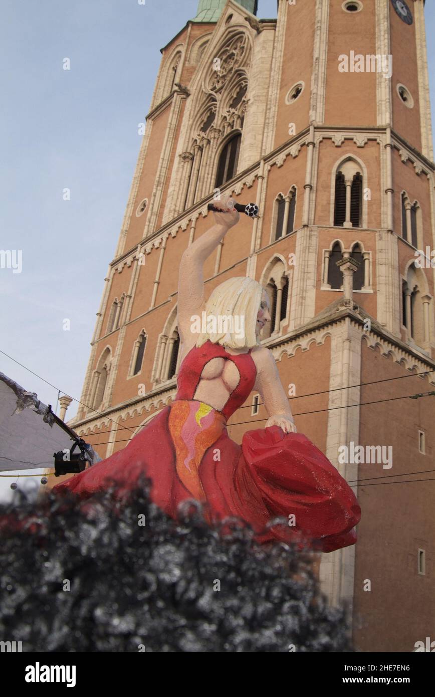 Karnevalsumzug in Braunschweig am 18. Febbraio 2007, hier an der St. Katharinenkirche, Hagenmarkt; Veranstalter: Komitee Braunschweiger Karneval GmbH, Foto Stock