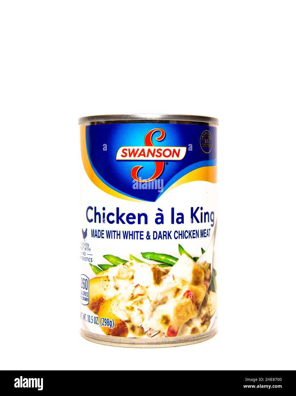 Una lattina di Swanson Chicken a la King, fatta con carne di pollo bianca e scura, un pasto pronto per riscaldare e mangiare. Foto Stock