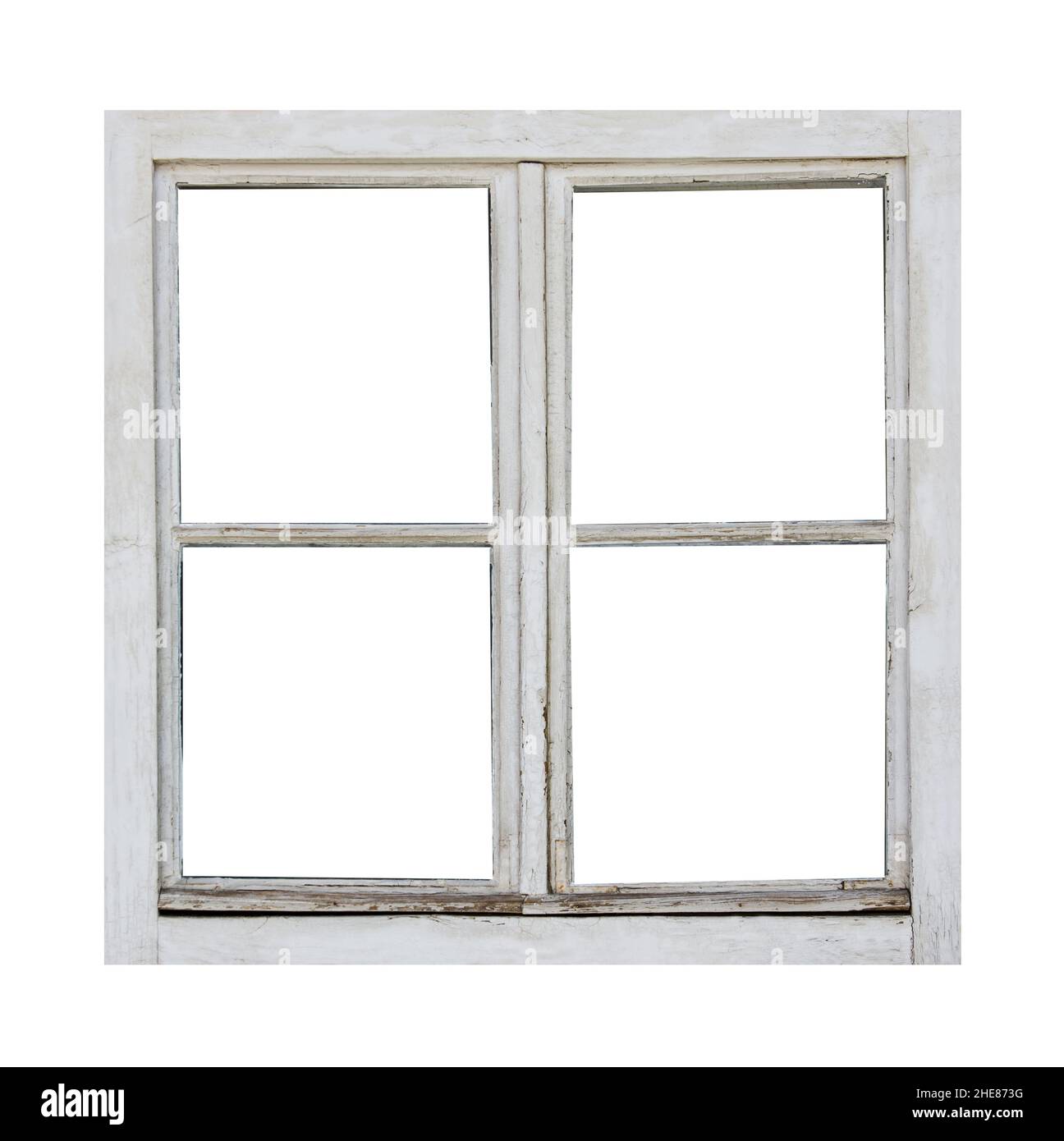 Vecchia finestra in legno bianco telaio isolato su uno sfondo bianco Foto Stock