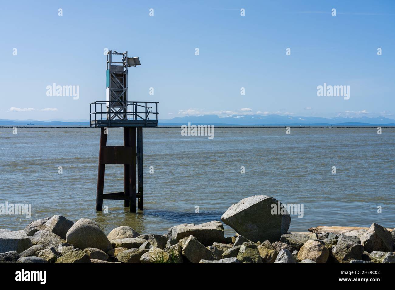 Punto di osservazione del Garry Point Park in primavera. Richmond, British Columbia, Canada. Foto Stock