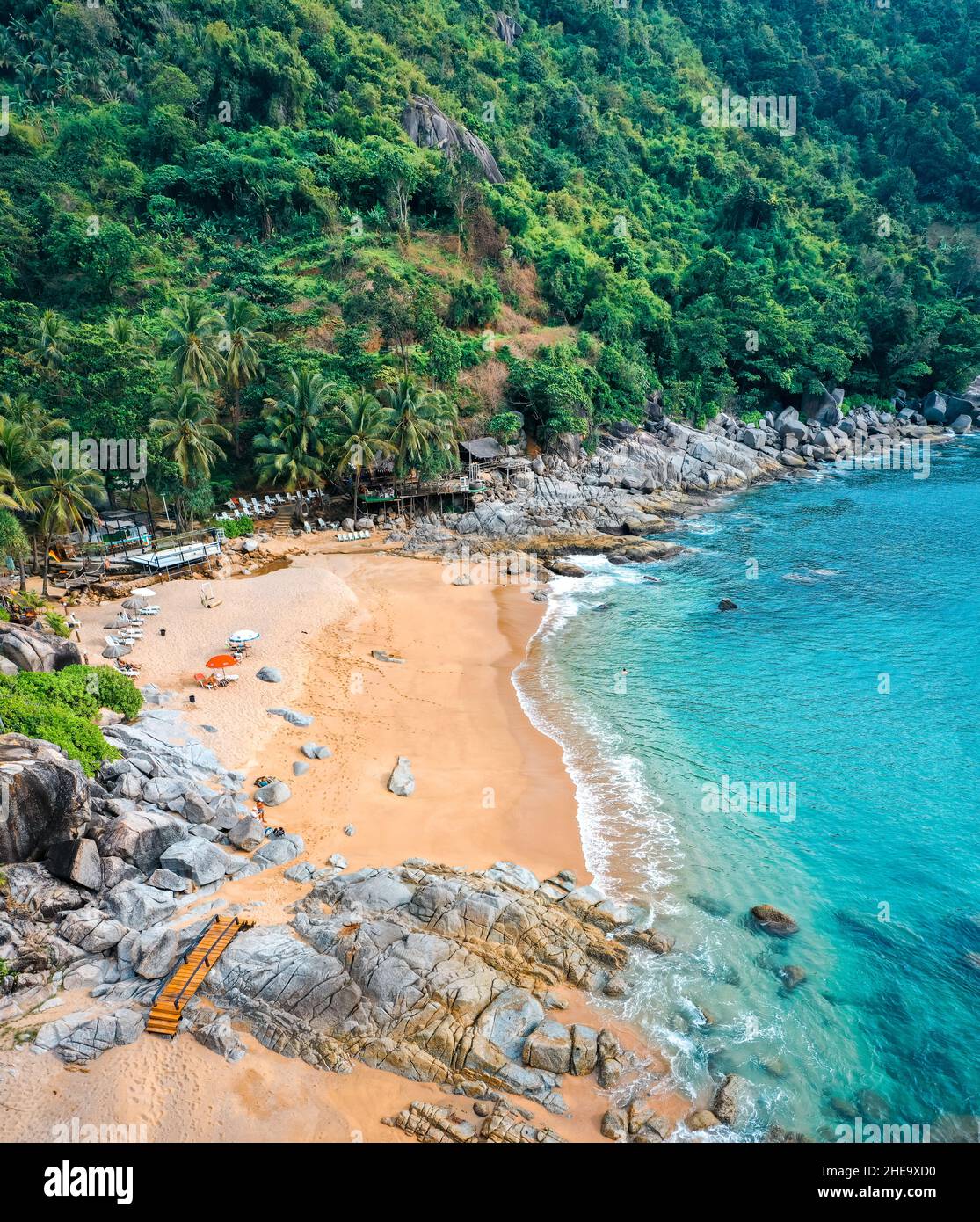 Punto panoramico di Nui Beach Black Rock a Phuket, Thailandia Foto Stock