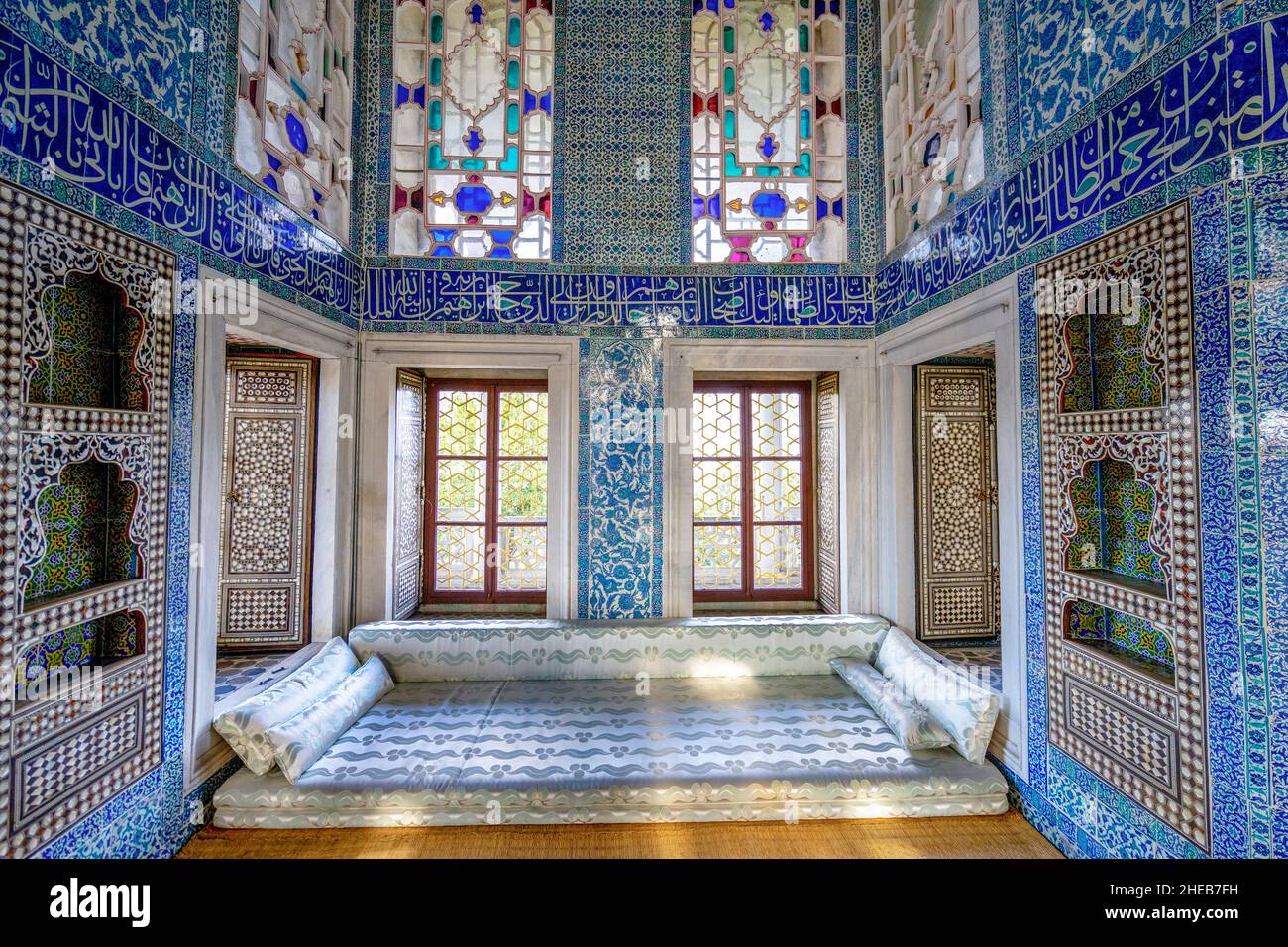 Vista interna di Baghdad Kiosk nel Palazzo Topkapi. Il Palazzo Topkapi è il simbolo della città di Istanbul. Foto Stock