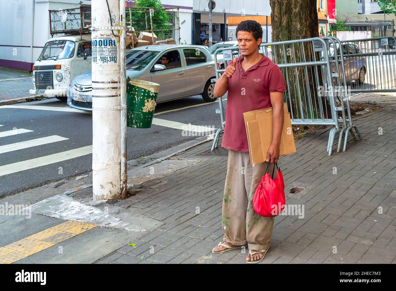 Paulista Avenue o 'Avenida Paulista' in San Paolo Brasile Foto Stock