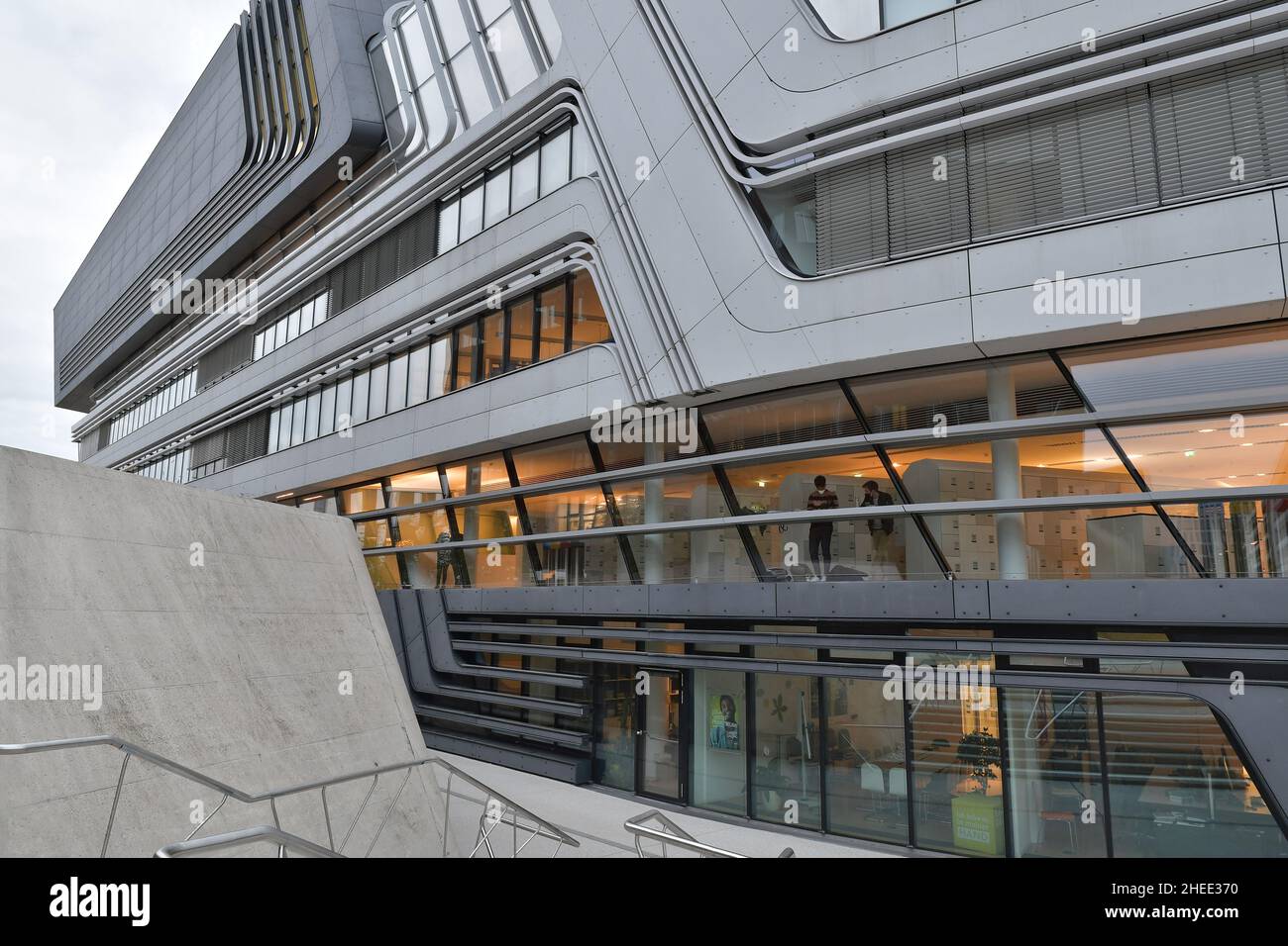 WU (Wirtschaftsuniversität Wien) Università di Economia e Commercio, Biblioteca e Centro didattico di Zaha Hadid Architects a Vienna Austria. Foto Stock