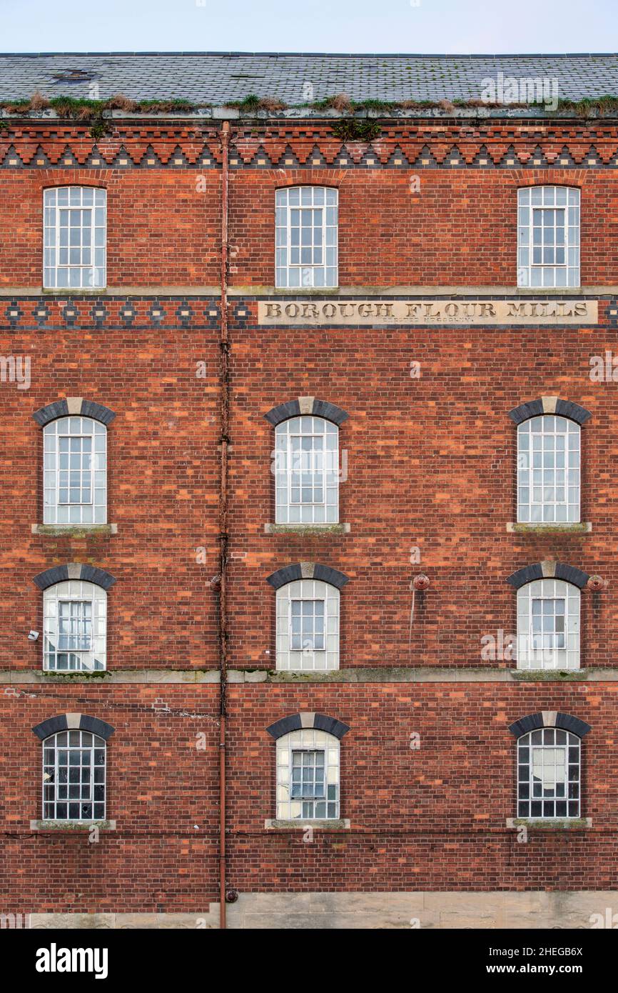 Mulino industriale derelitto 'healings Flour Mill' Tewkesbury, Gloucestershire, Inghilterra Foto Stock