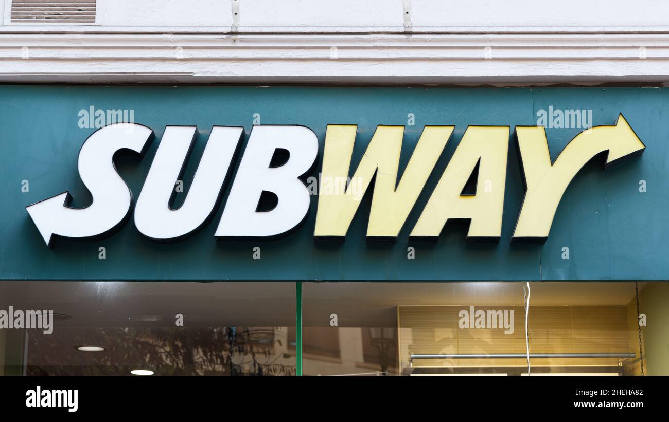 VALENCIA, SPAGNA - 10 GENNAIO 2022: Subway è un fast food americano franchising Foto Stock