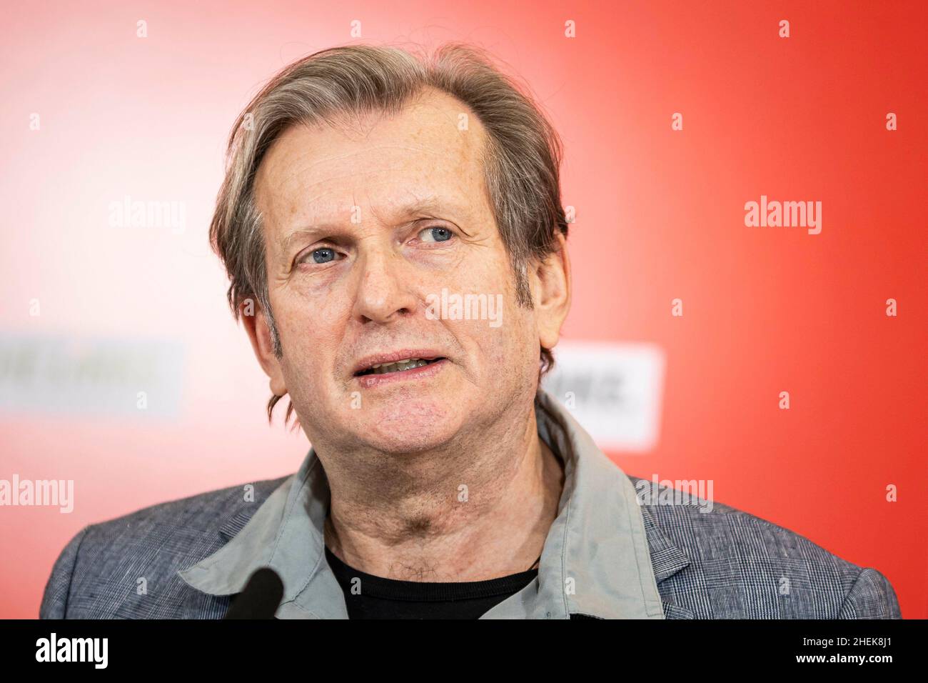 Gerhard Trabert, autore e medico, ha registrato durante la presentazione del candidato di Die LINKE per la carica di Presidente Federale a Berlino, 11th gennaio 2022. Copyright: Florian Gaertner/photothek.de Foto Stock