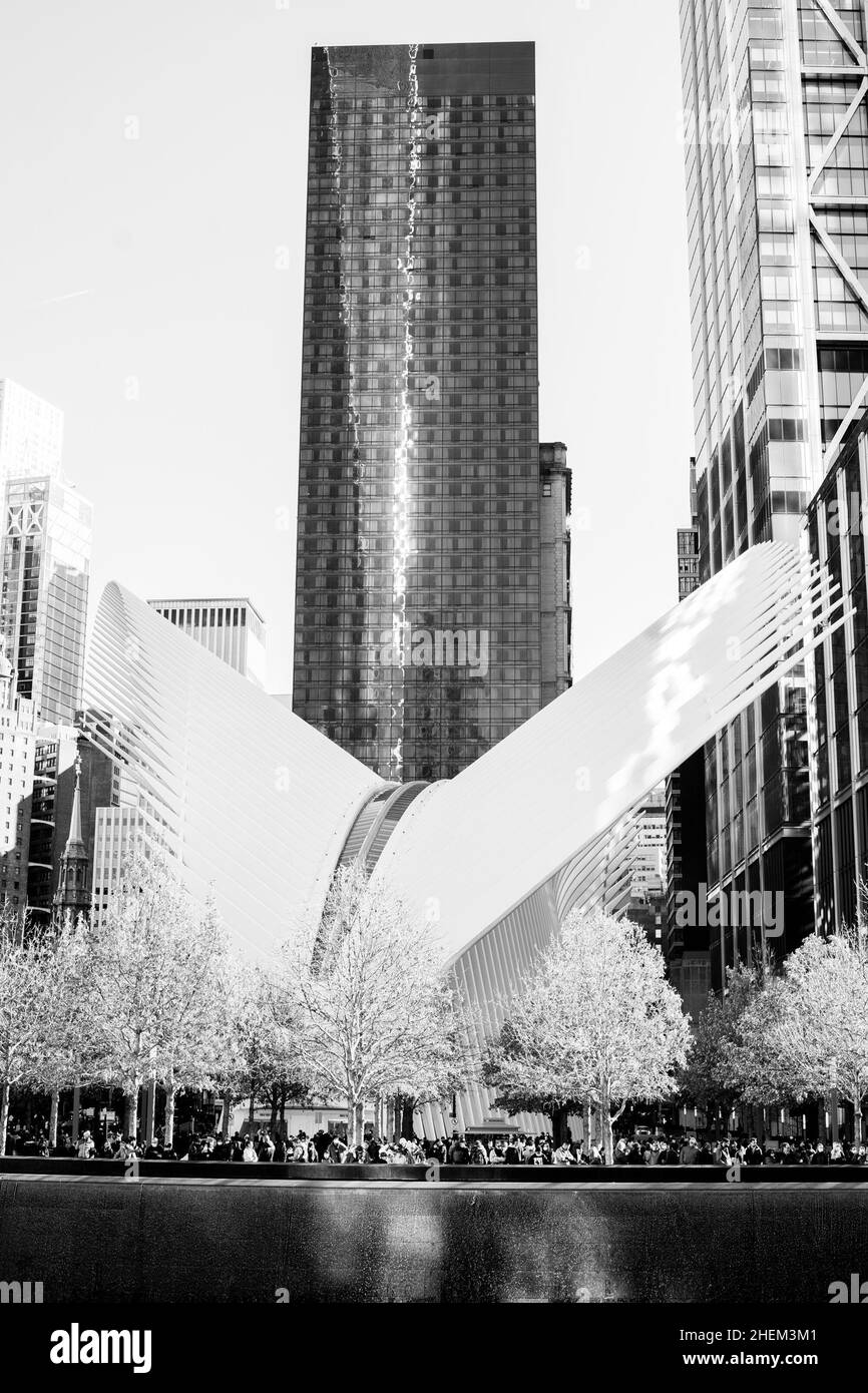 9/11 World Trade Center Memorial a Lower Manhattan durante la pandemia COVID-19. Foto Stock