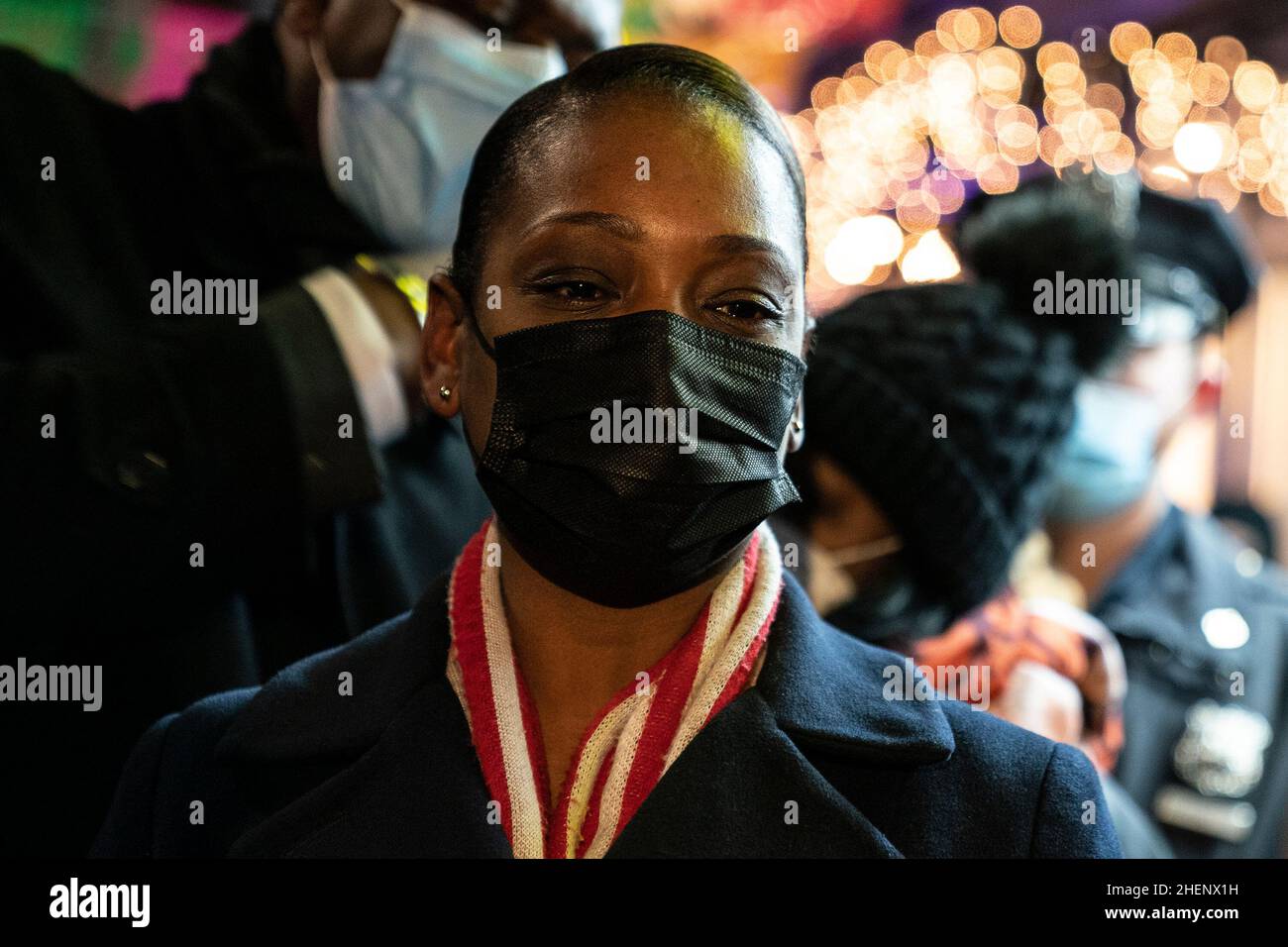 New York, New York, Stati Uniti. 11th Jan 2022. Keechant Sewell partecipa al raduno contro la violenza delle armi sul sito di un'uccisione senza senso di una donna di 19 anni durante la rapina al Burger King di East Harlem. Kristal Bayron-Nieves è stato girato durante un hold-up mentre lavorava un turno notturno. Attivisti e funzionari eletti si sono riuniti sul luogo di questa tragedia per assicurarsi che la loro voce sia ascoltata e per evitare che una simile tragedia si ripeta. A loro si unì il presidente di Manhattan Borough Mark Levine, avvocato pubblico Jumaane Williams. Aslo sindaco Eric Adams e il commissario della polizia Keechant Sew Foto Stock