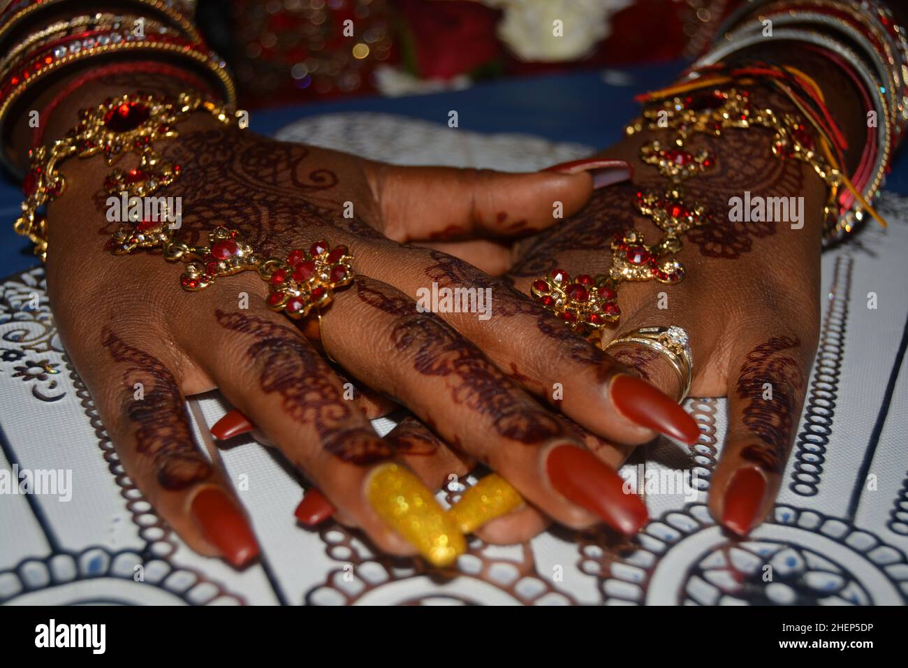 35 Adesivi All'henné Matrimonio Personalizzati MEHNDI DHOLKI Etichette 333902961828 - Foto 6