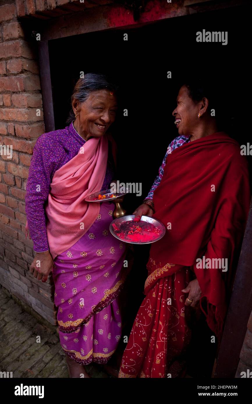 Ritratto durante il Sindoor Jatra (Vermillion Festival) - parte del nuovo anno nepalese (Bisket Jatra) a Bhaktapur. Foto Stock