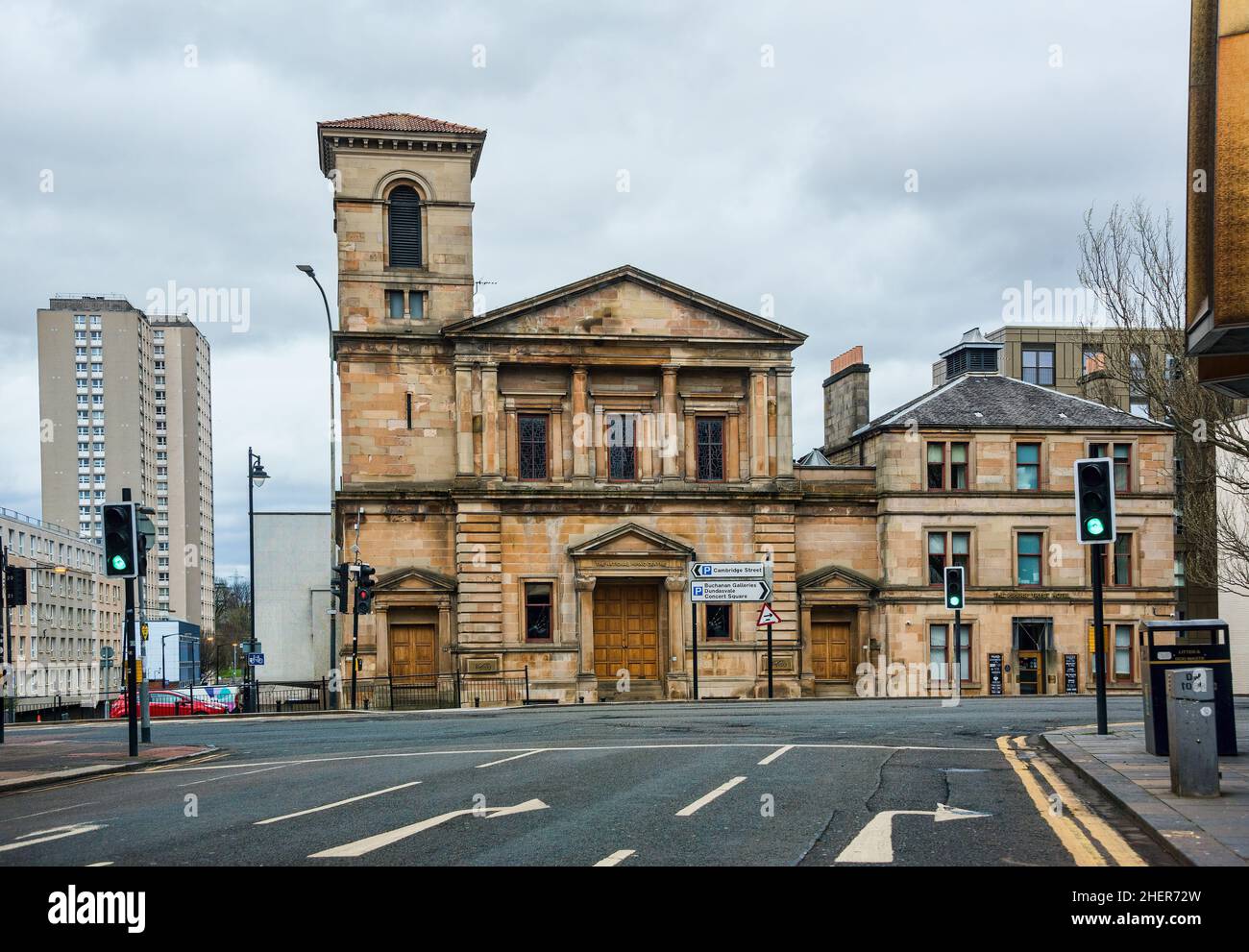 Strada che porta al Piping Centre nel cuore del centro di Glasgow, Scozia. Foto Stock