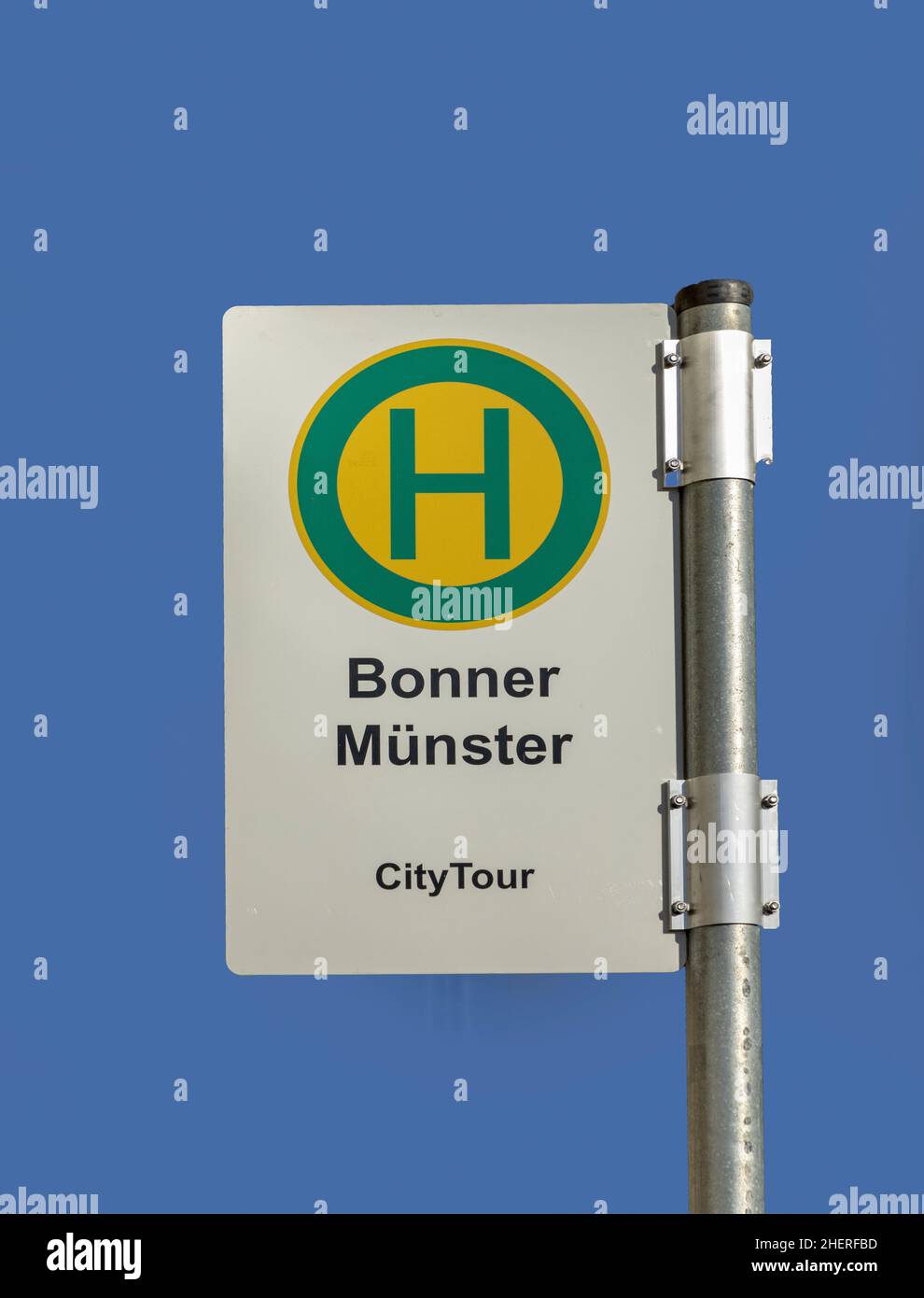 Segnaletica Bonner Münster (piazza Munster) a una fermata di tram a Bonn, Germania Foto Stock
