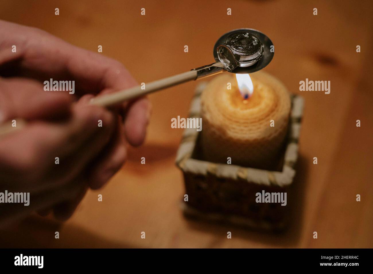 Versamento del piombo della vigilia di Capodanno Foto Stock