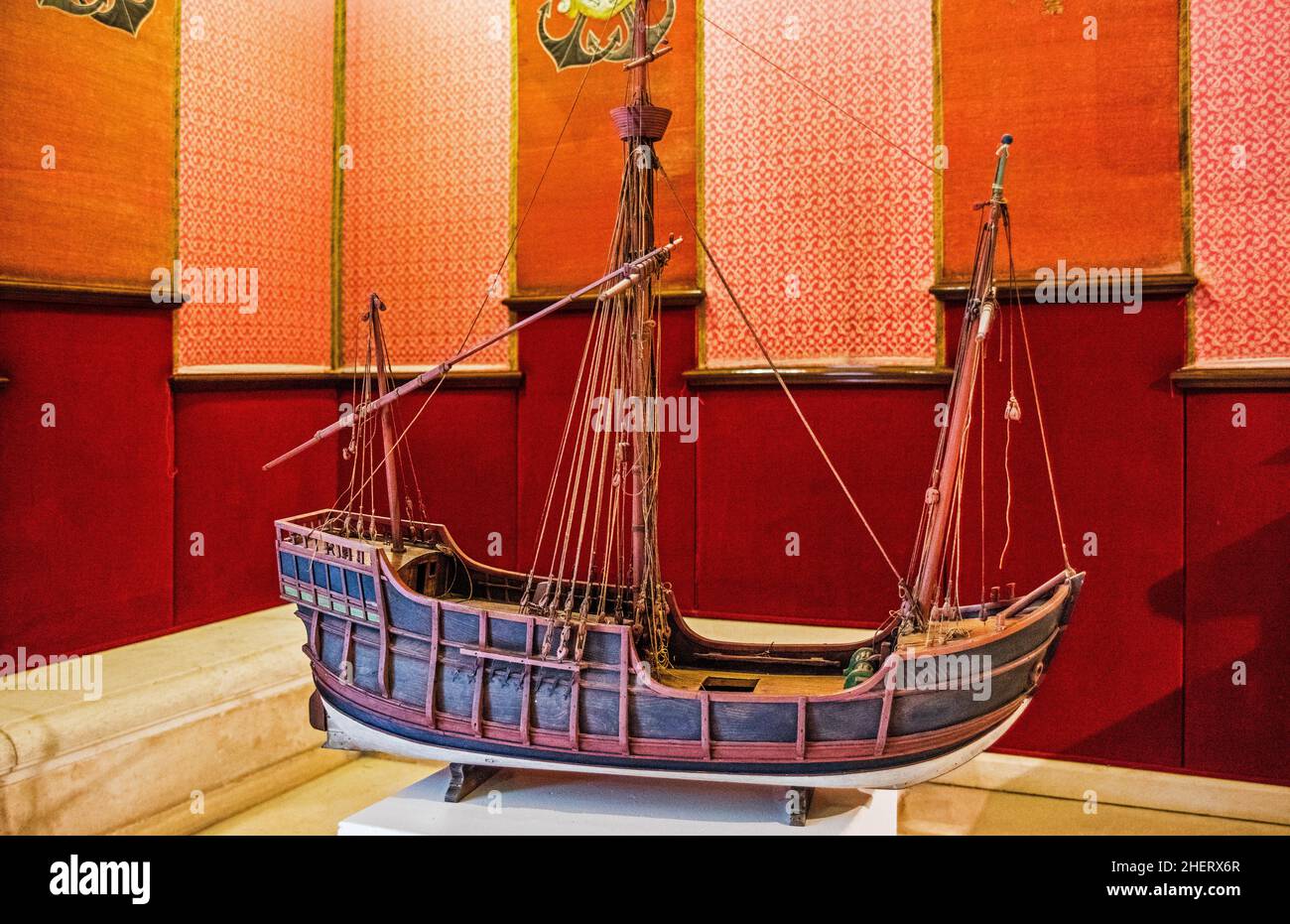 Modello di Caravell di Cristoforo Colombo, Alcazar, Siviglia, Andalusia, Spagna Foto Stock