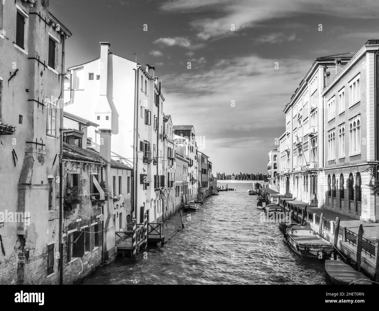 Vista panoramica delle storiche case di venezia dal canale Grande Foto Stock