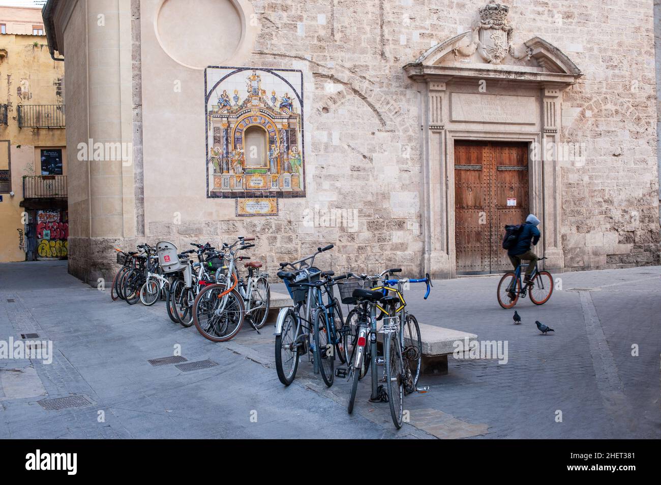 Valencia, Spagna 17/12/2021: Biciclette, centro storico. © Andrea Sabbadini Foto Stock