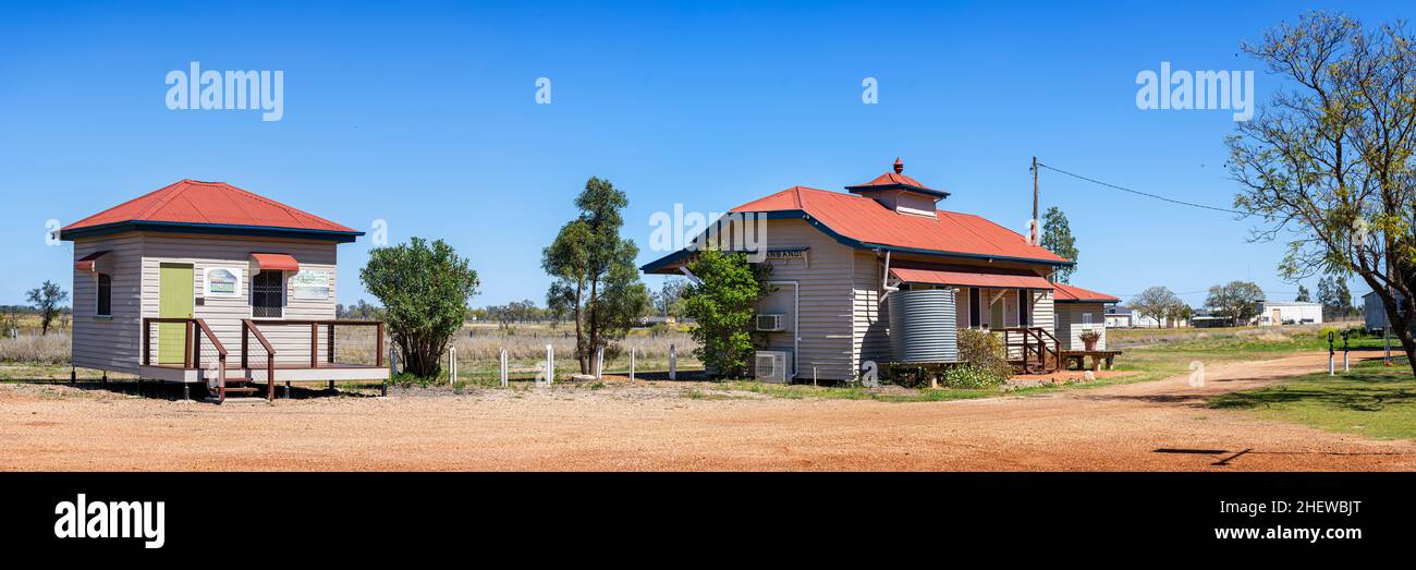 Parco ferroviario con War Memorial, Dirranbandi, Queensland Australia. Foto Stock