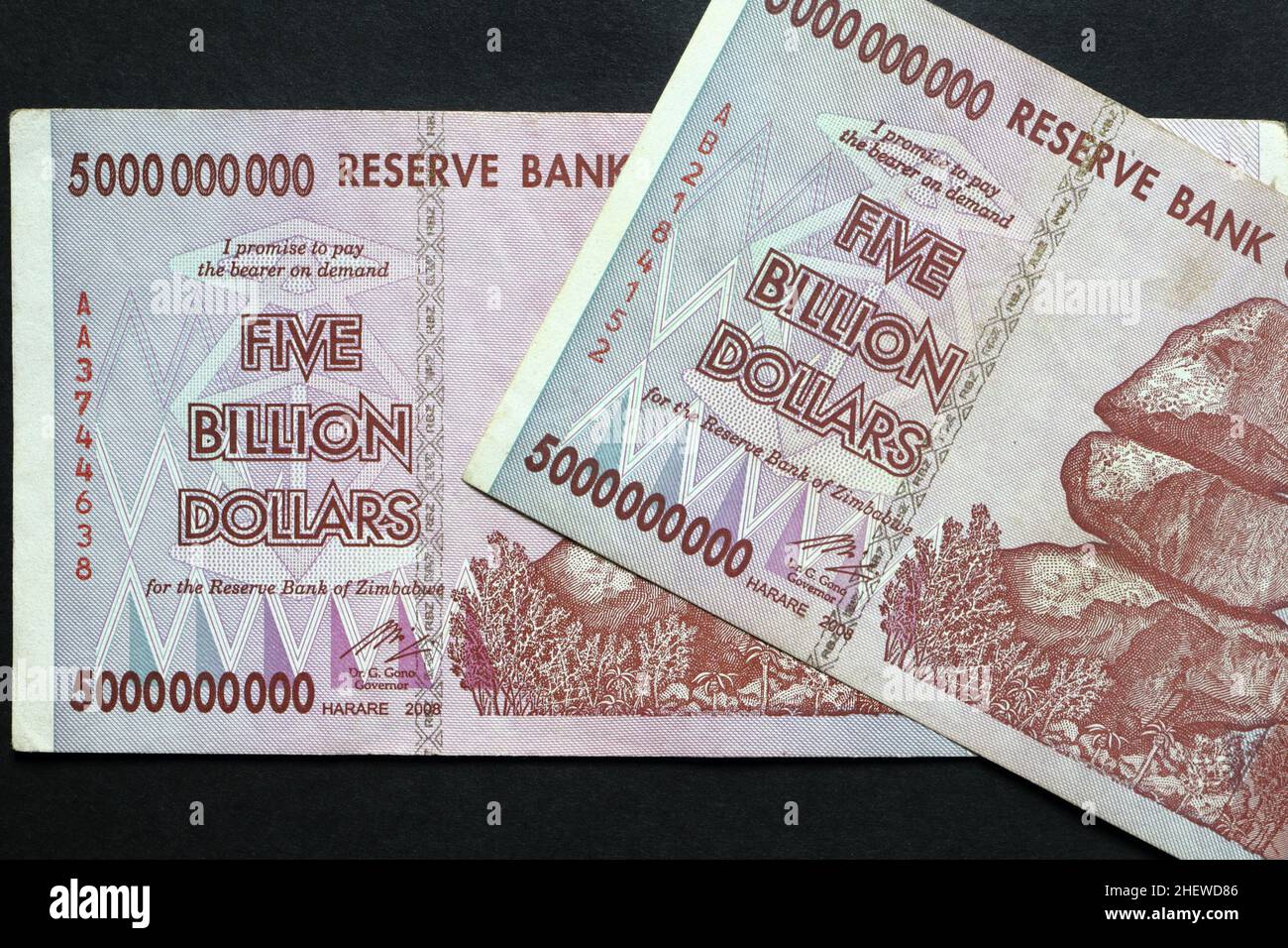 Banconote da 5 miliardi di dollari dallo Zimbabwe Foto Stock