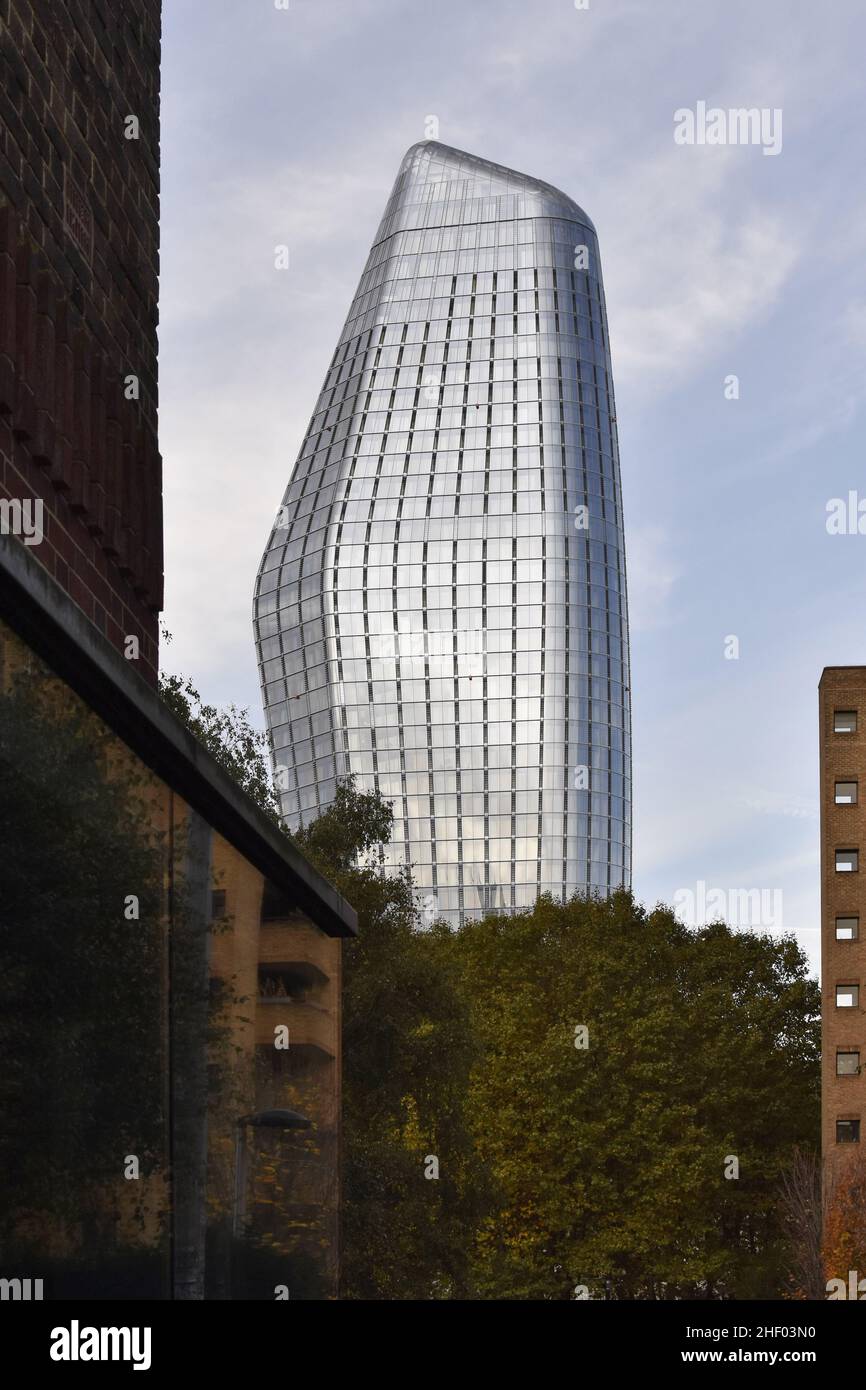 One Blackfriars - moderno grattacielo di riferimento situato a Southwark London UK. Foto Stock