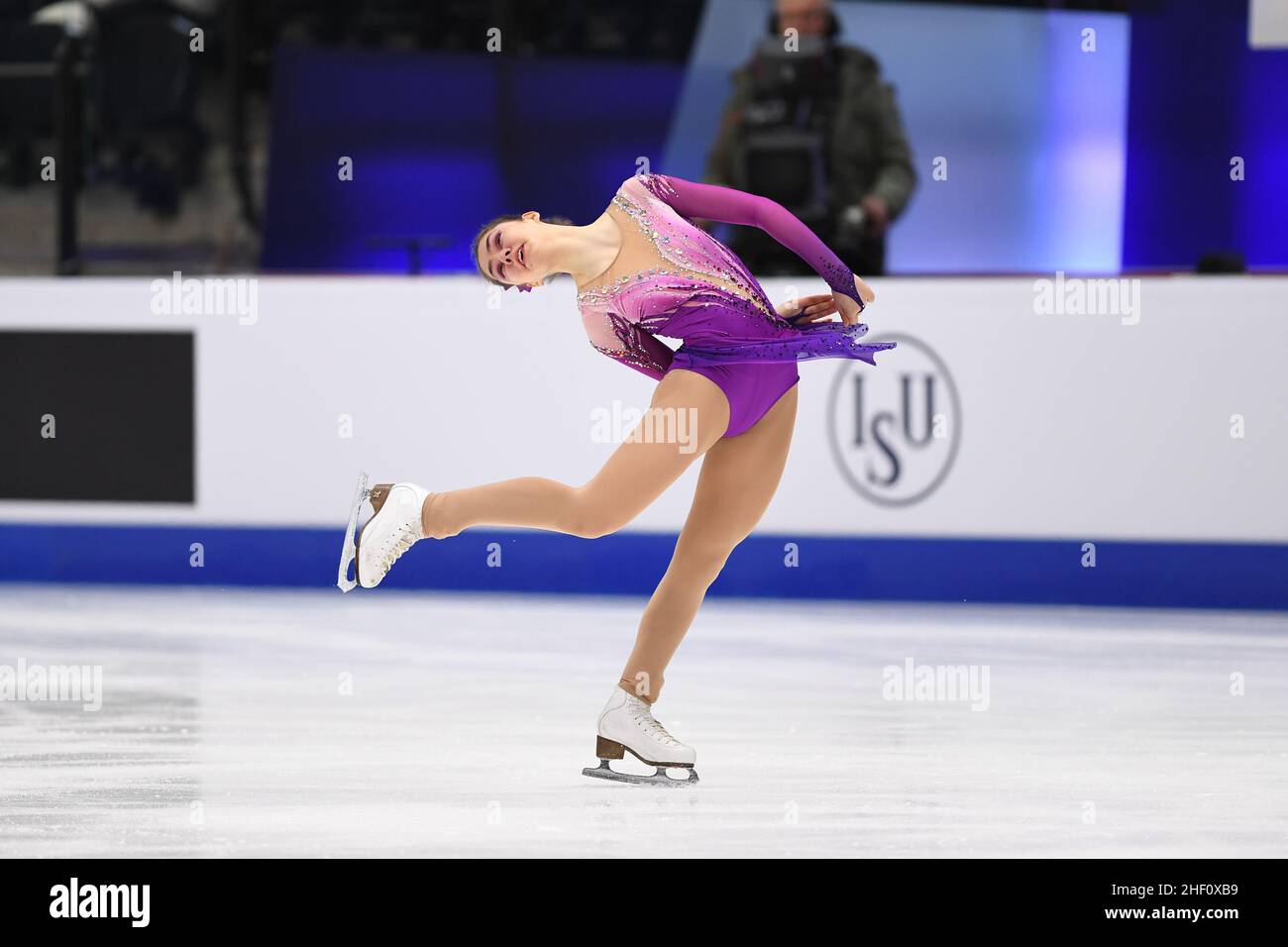 Tallinn, Estonia. Gennaio 13 2021: Regina SCHERMANN (HUN), durante il programma corto delle donne, al campionato europeo di skating di figura ISU 2022, alla sala di ghiaccio di Tondiraba, il 13 gennaio 2022 a Tallinn, Estonia. Credit: Raniero Corbelletti/AFLO/Alamy Live News Foto Stock