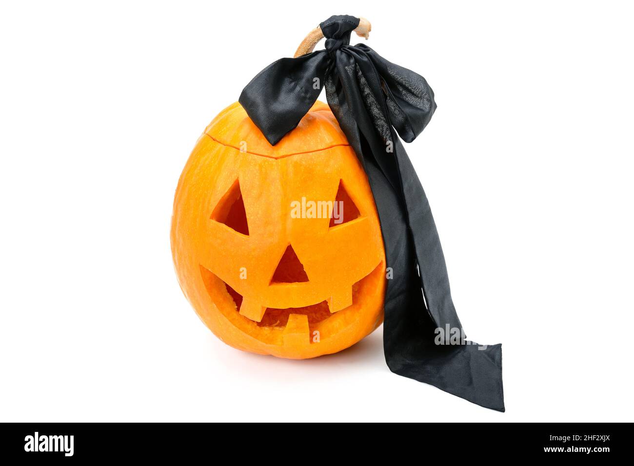 Una zucca di Halloween (Jack-o-lantern) isolato su sfondo bianco Foto Stock