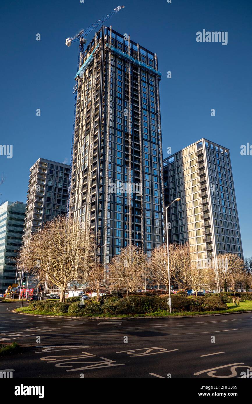 Nuovi edifici di appartamenti in costruzione, Croydon, Surrey, Regno Unito Foto Stock