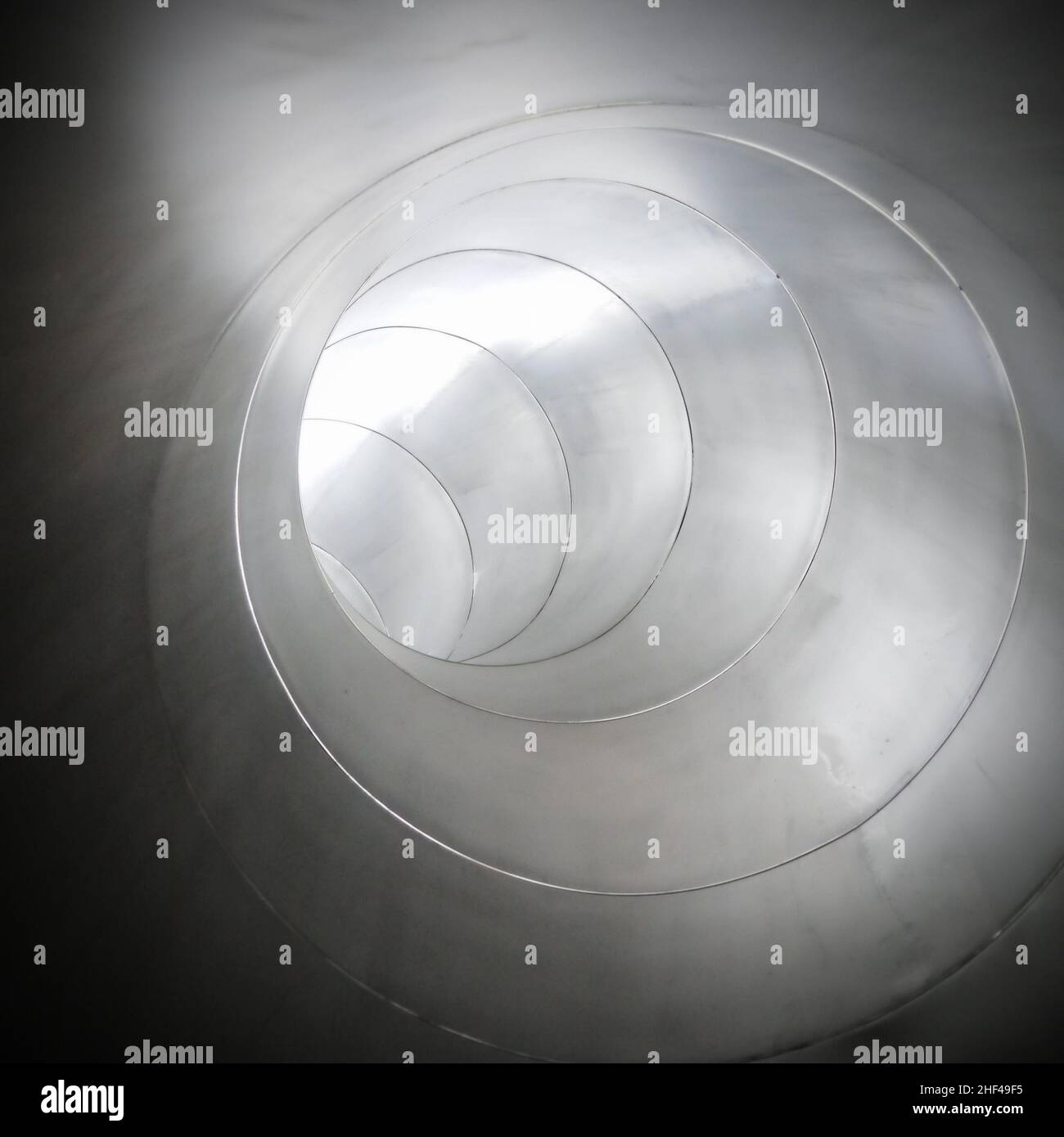 Tubo metallico industriale Foto Stock