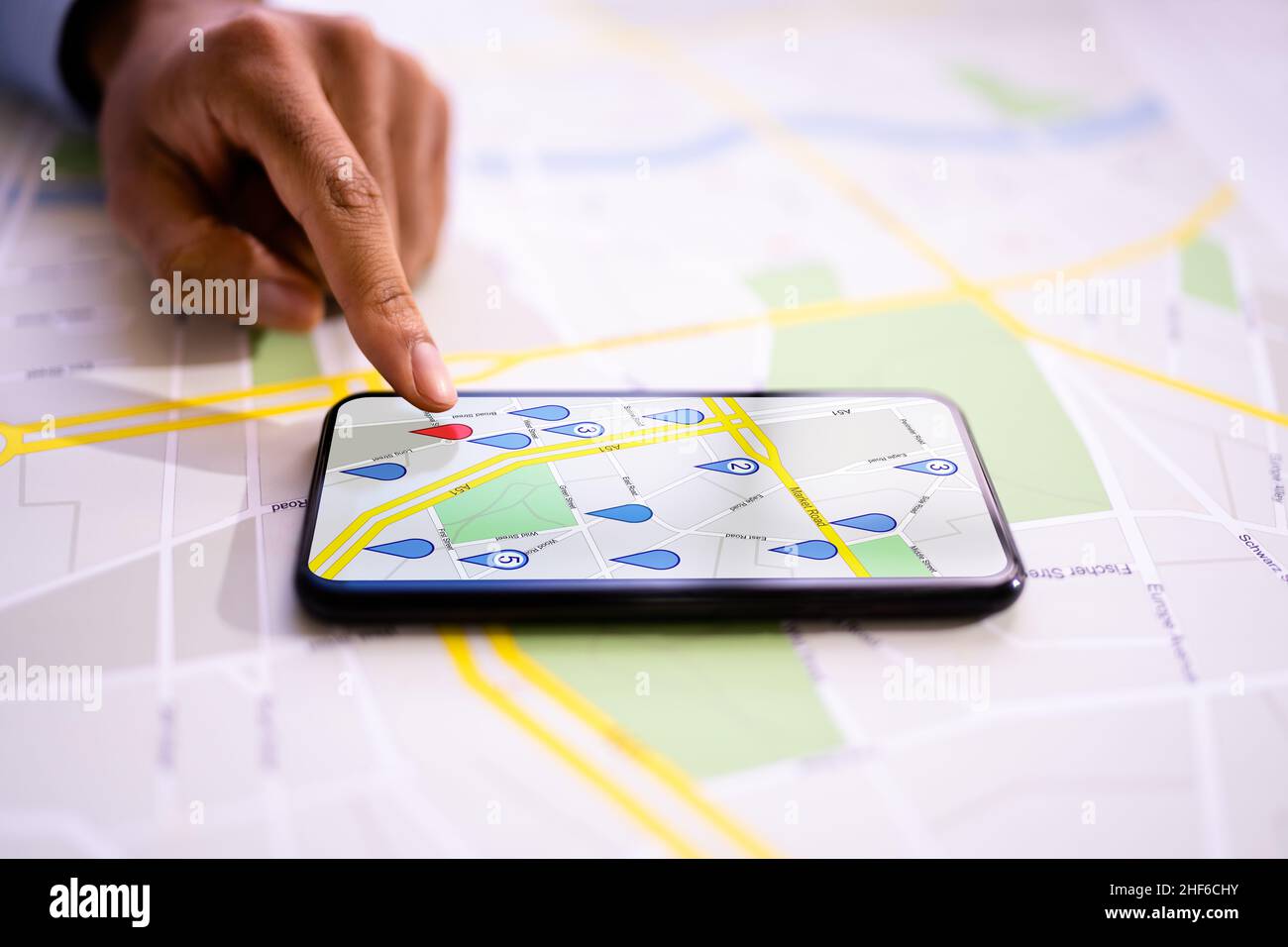 Ricerca segnaposto localizzatore mappa città locale Foto Stock