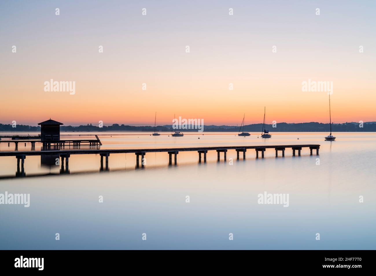 Mattina ad Ammersee, Schondorf am Ammersee, Fünfseenland, alta Baviera, Baviera, Germania meridionale, Germania, Europa Foto Stock